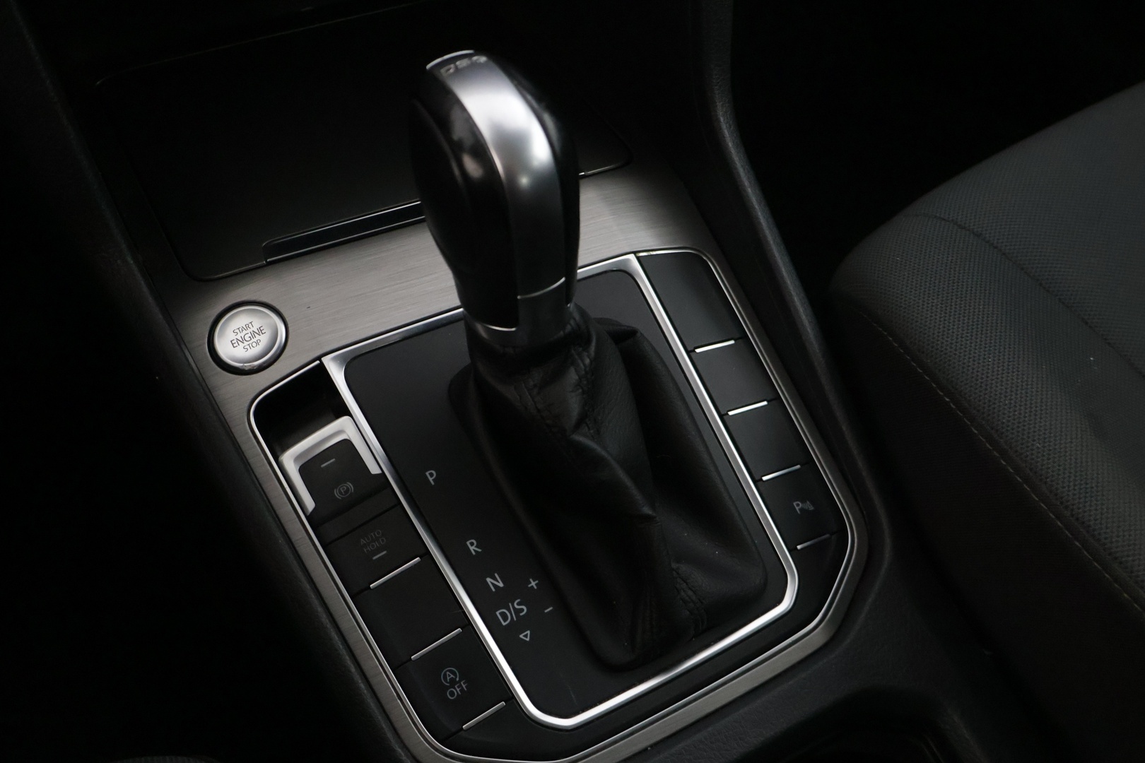 VOLKSWAGEN Golf Sportsvan 2016