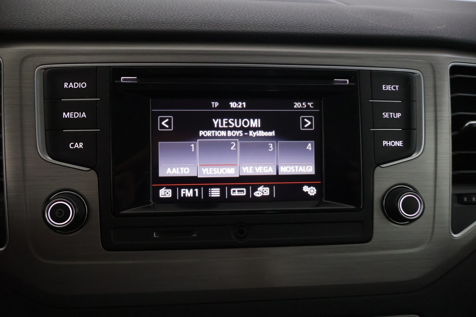 VOLKSWAGEN Golf Sportsvan 2016