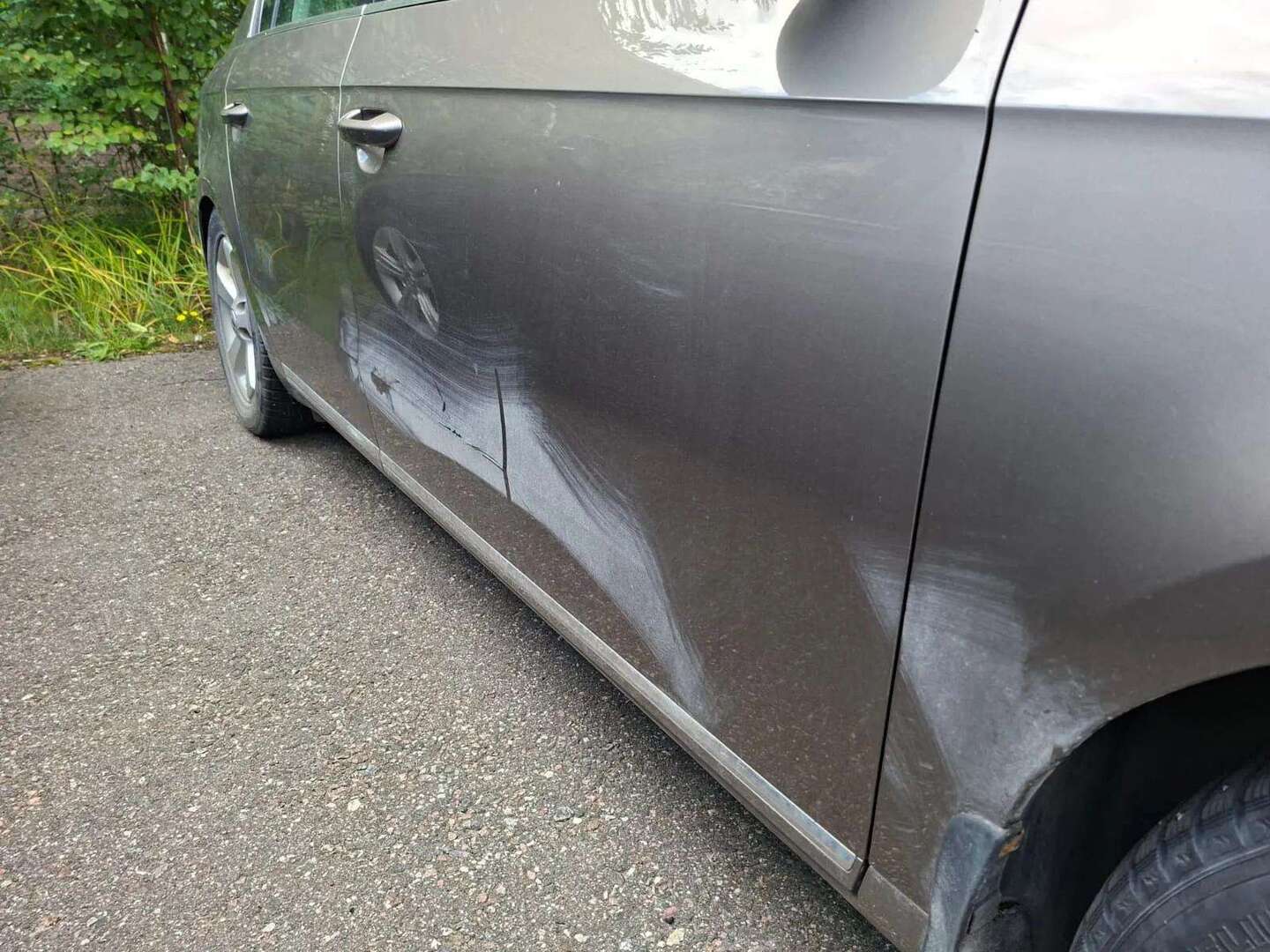 VOLKSWAGEN Passat 2011