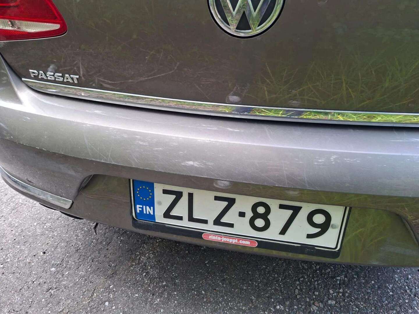 VOLKSWAGEN Passat 2011