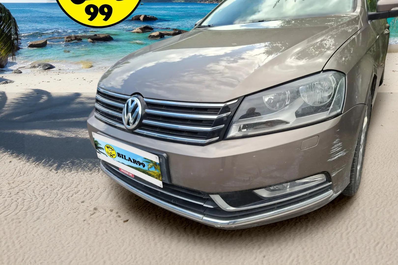 VOLKSWAGEN Passat 2011