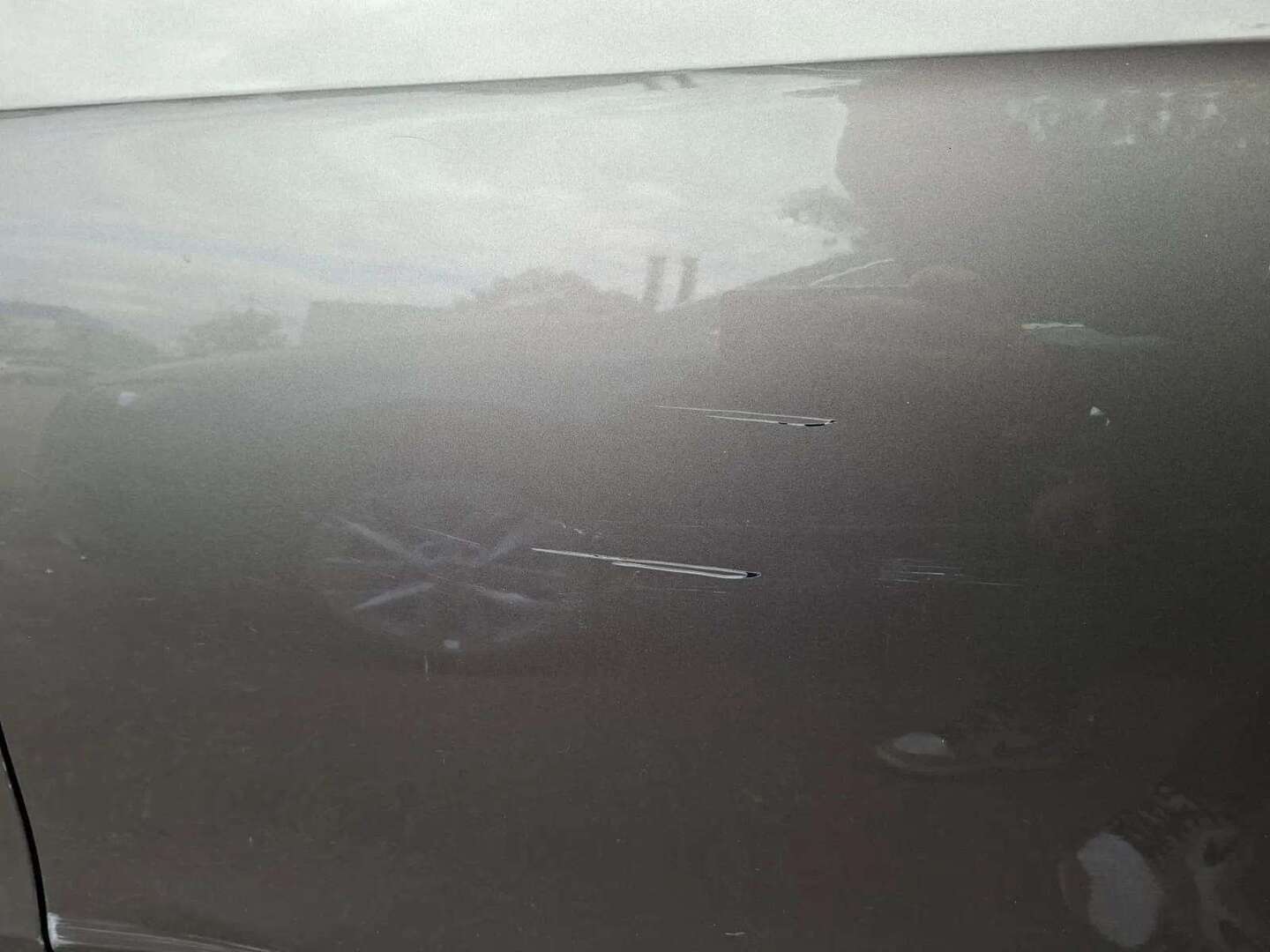 VOLKSWAGEN Passat 2011