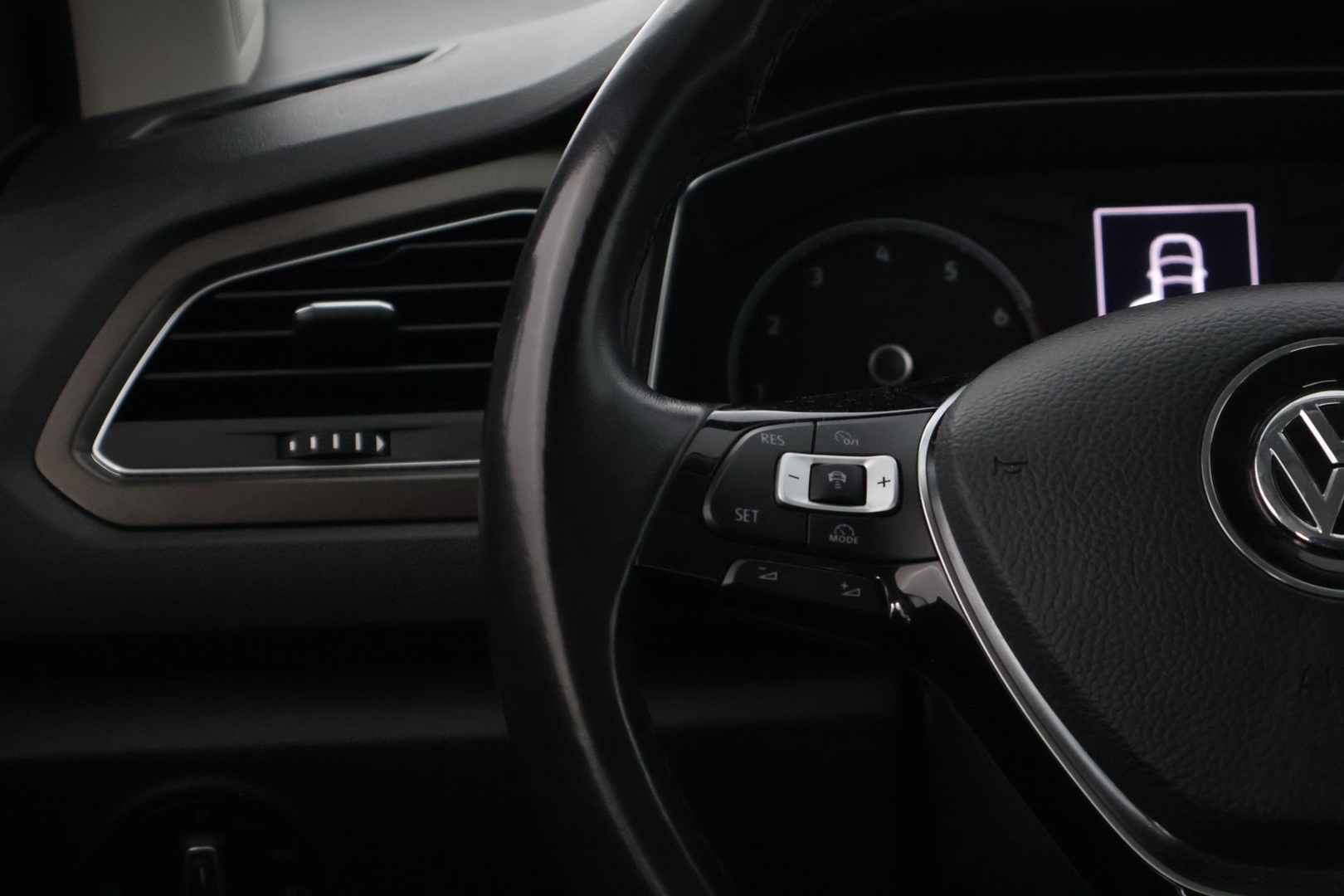 VOLKSWAGEN T-Roc 2018