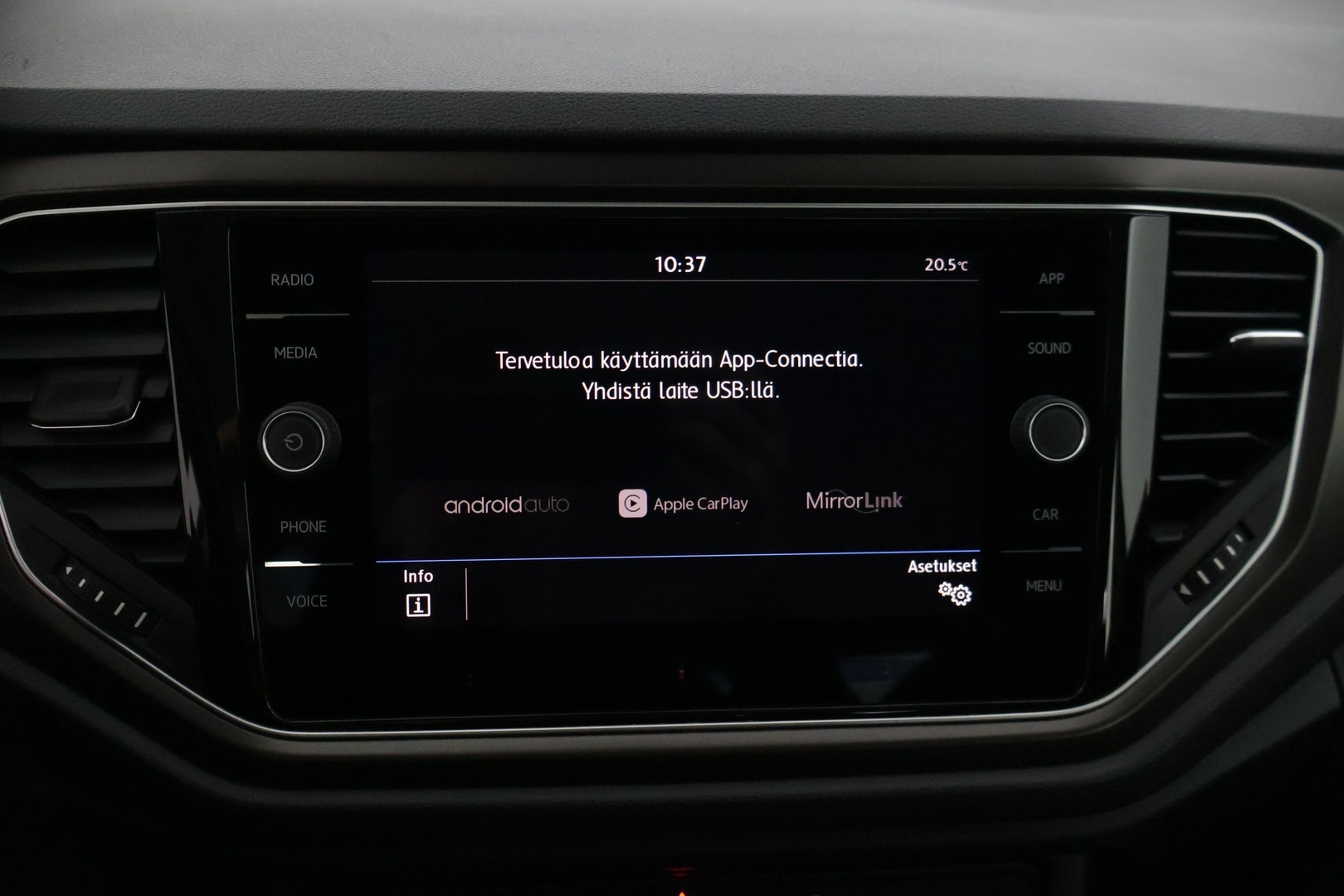 VOLKSWAGEN T-Roc 2018