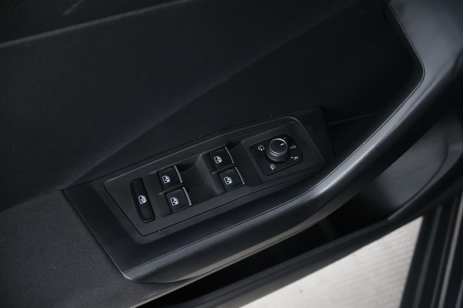 VOLKSWAGEN T-Roc 2018