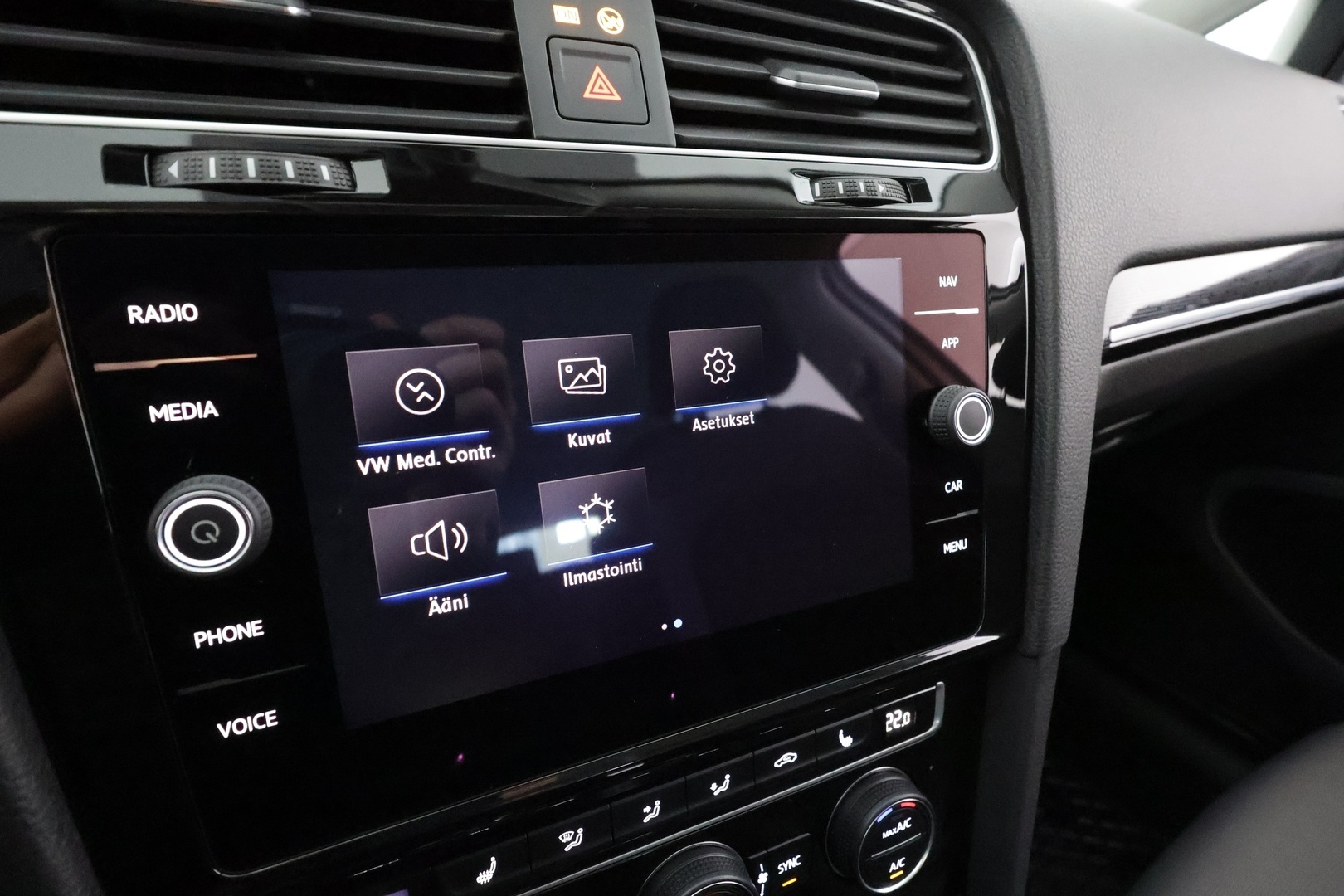 VOLKSWAGEN Golf 2019