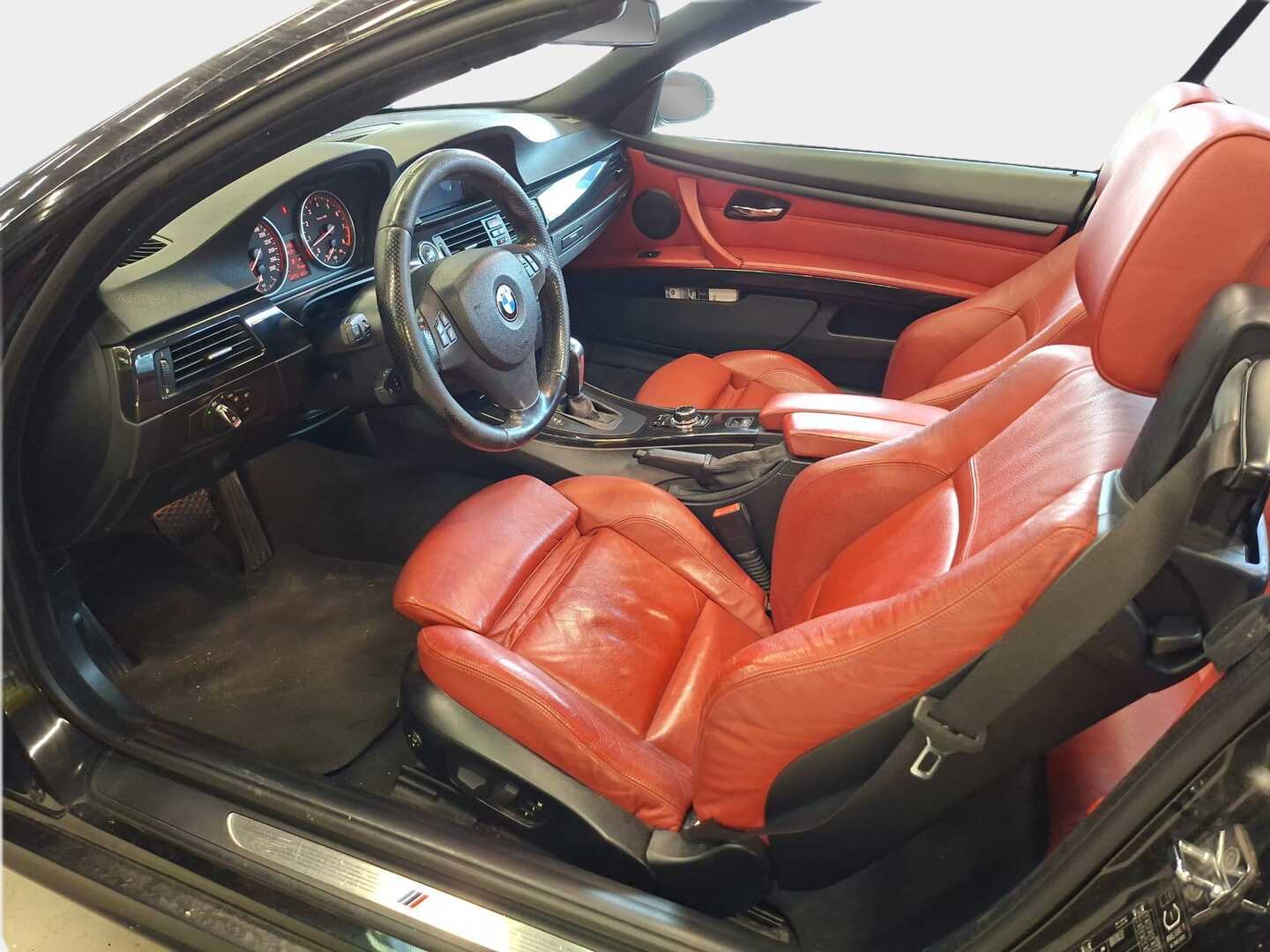 BMW 325 2008