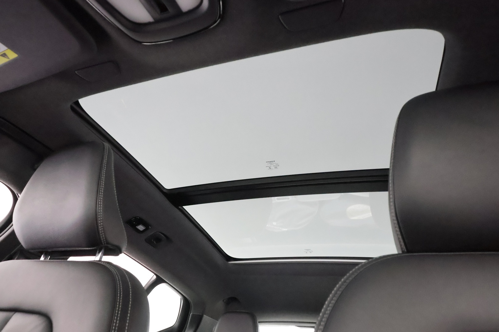 VOLVO XC40 2022