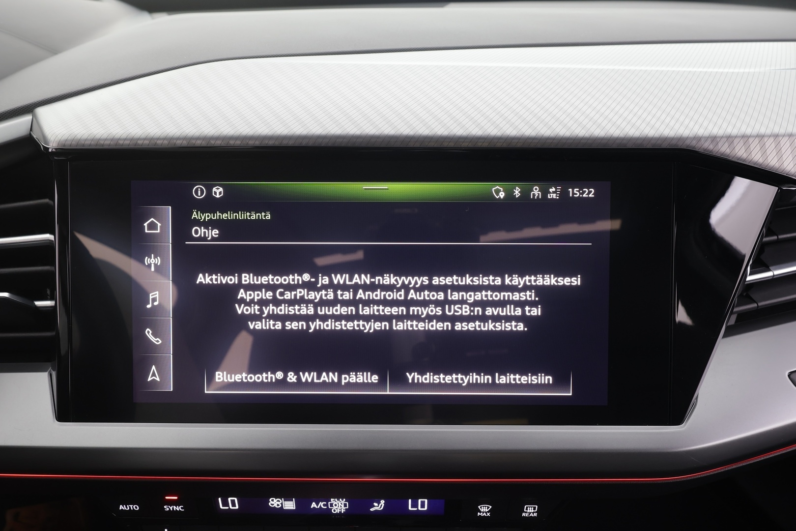 AUDI Q4 e-tron 2022