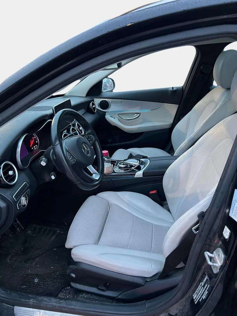 MERCEDES-BENZ C 2015