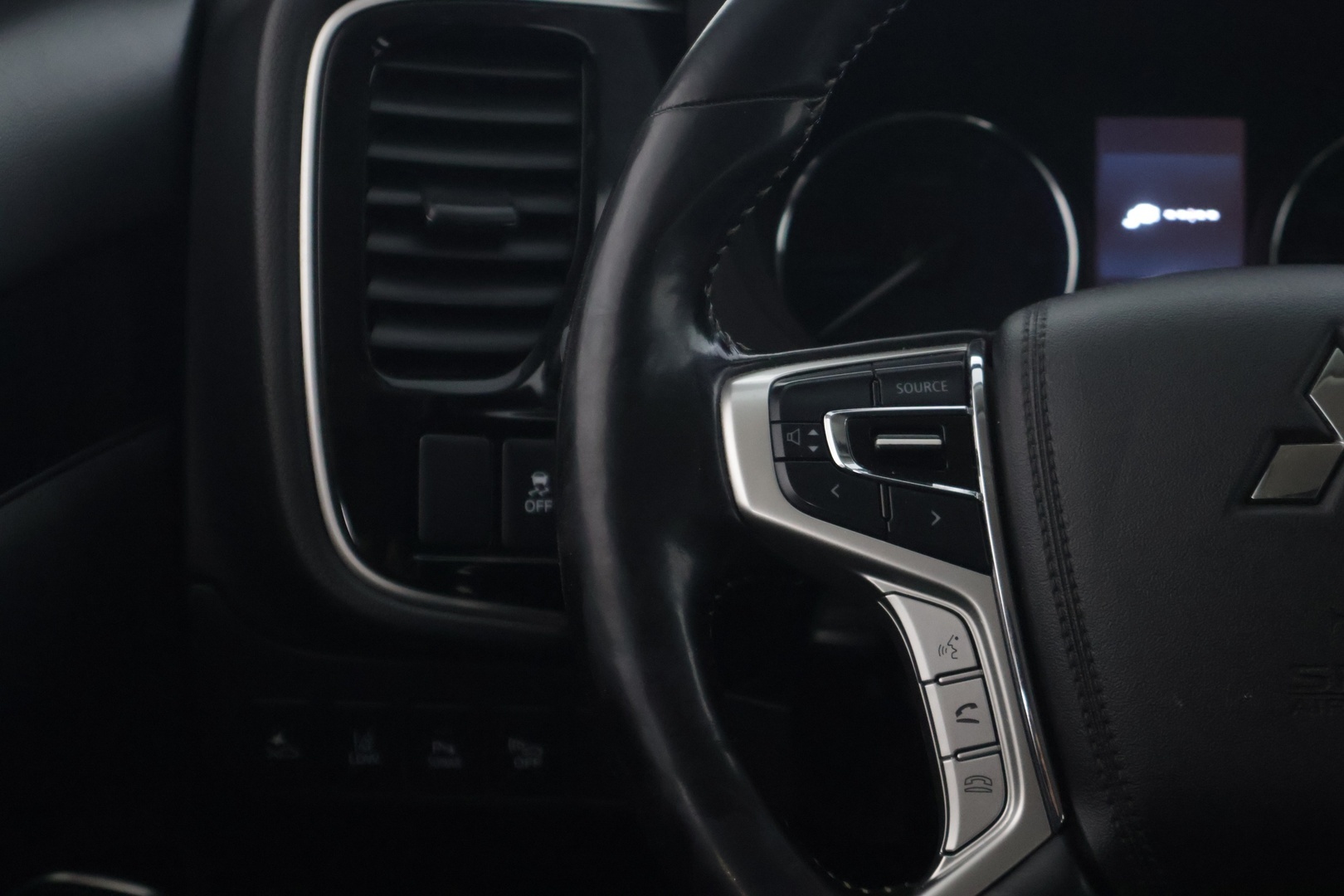 MITSUBISHI Outlander PHEV 2019