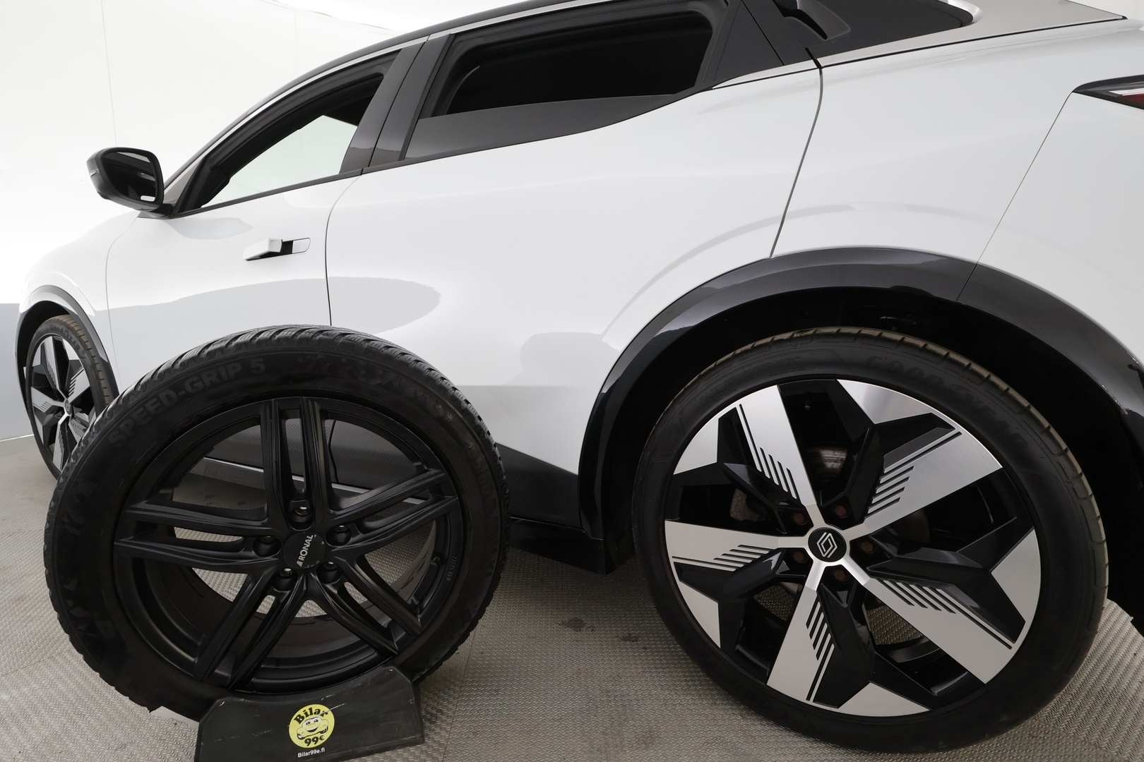 RENAULT MEGANE 2023