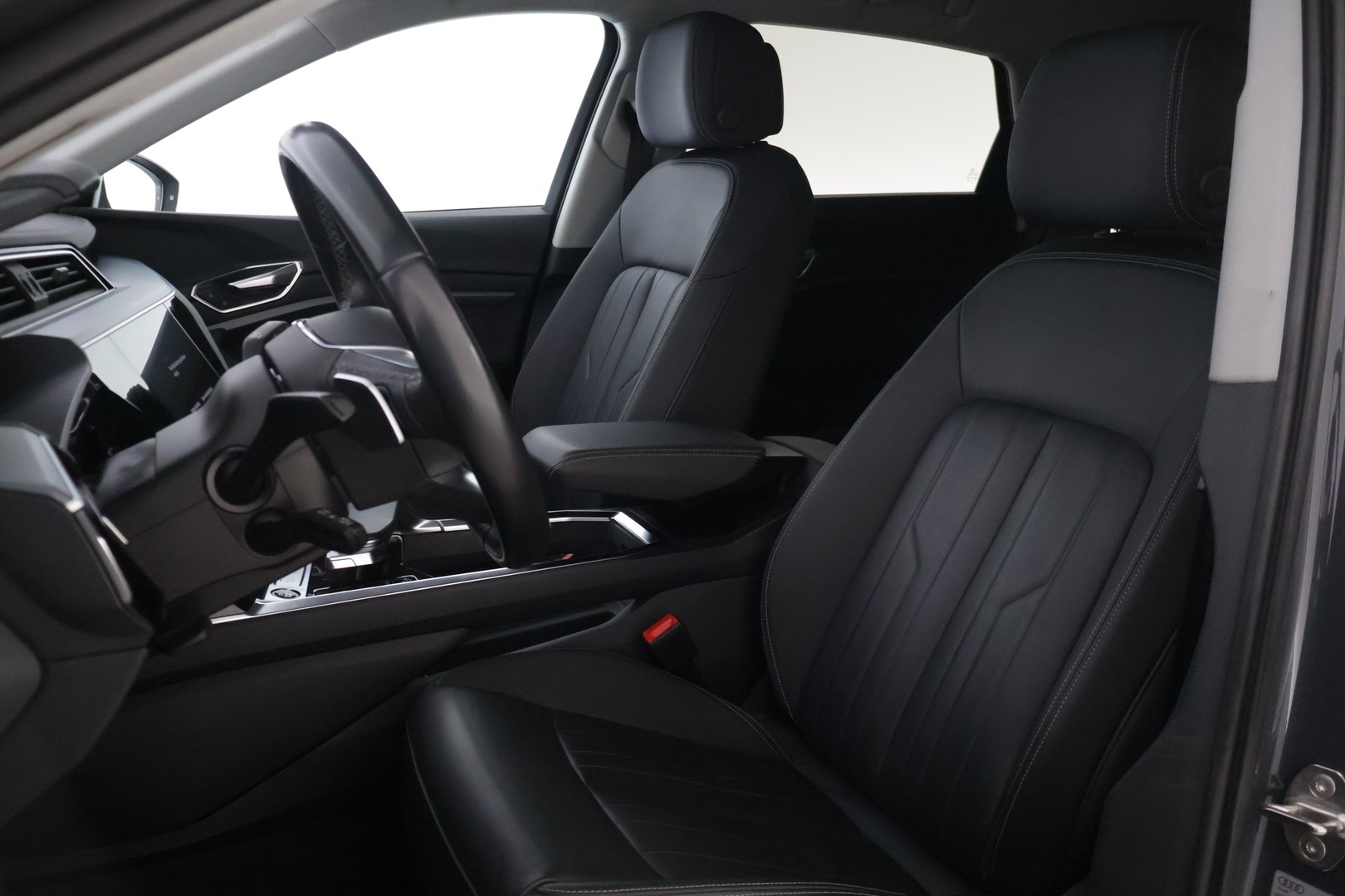 AUDI Q8 e-tron 2024