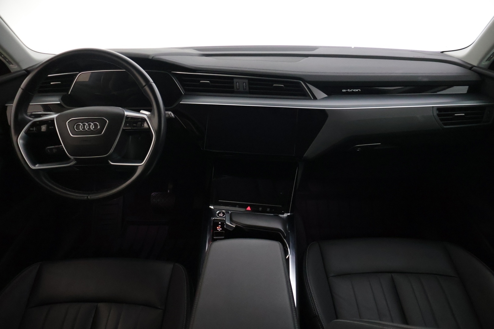 AUDI Q8 e-tron 2024