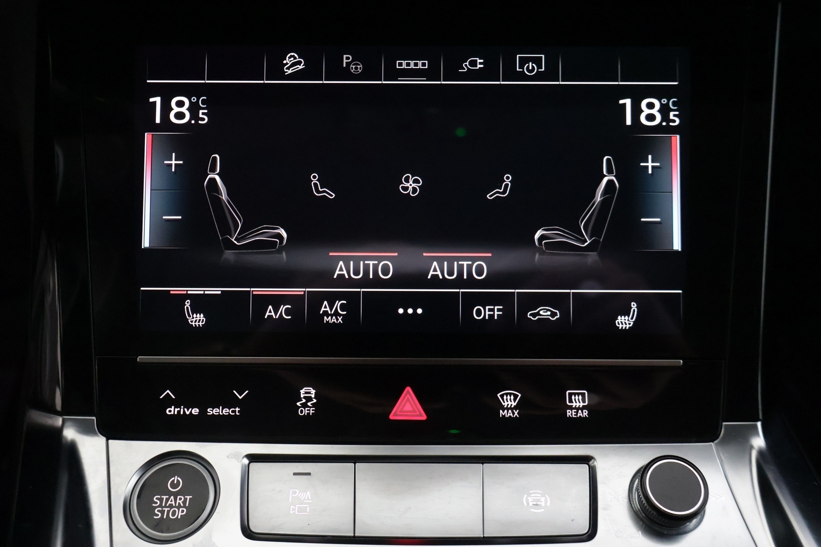AUDI Q8 e-tron 2024