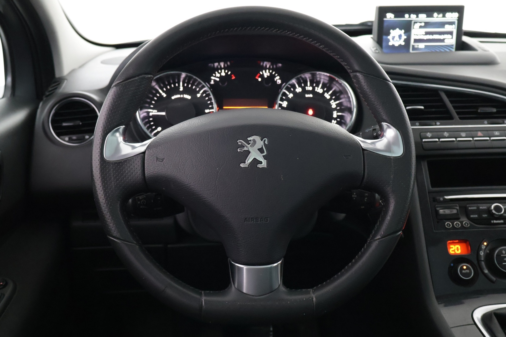 PEUGEOT 5008 2014