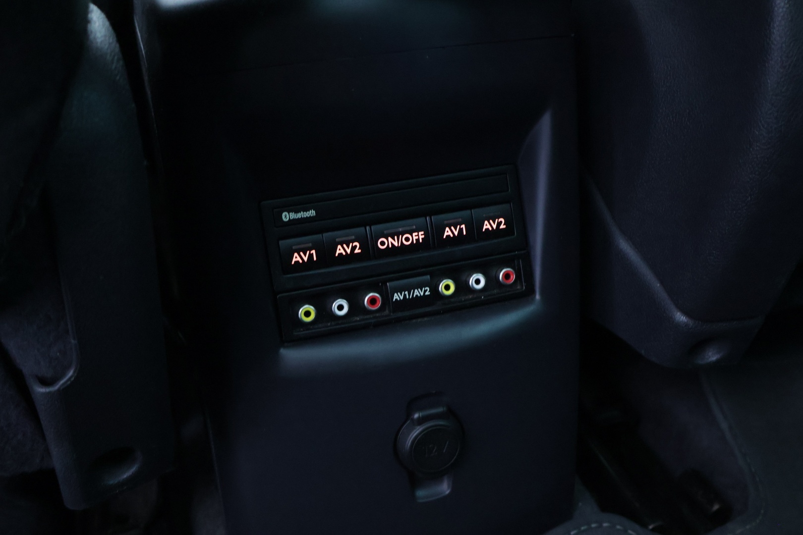 PEUGEOT 5008 2014