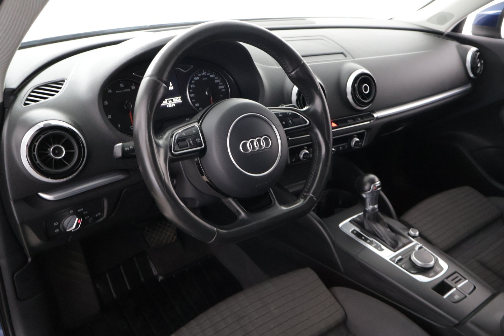 AUDI A3 2015