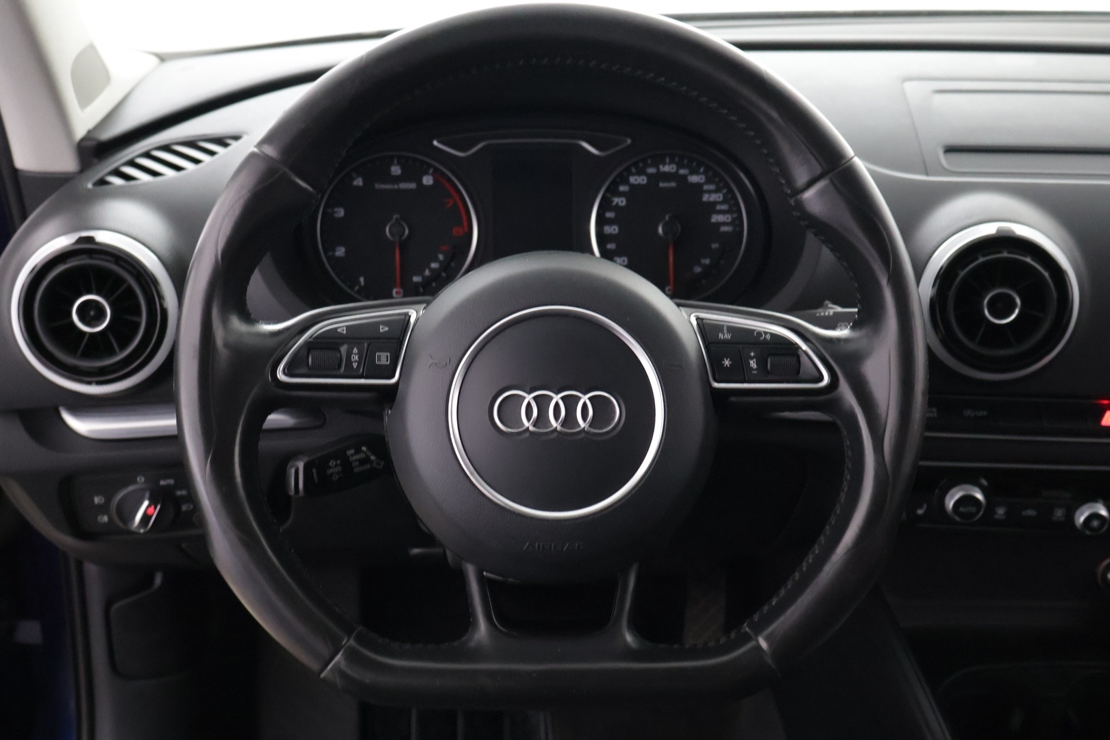 AUDI A3 2015