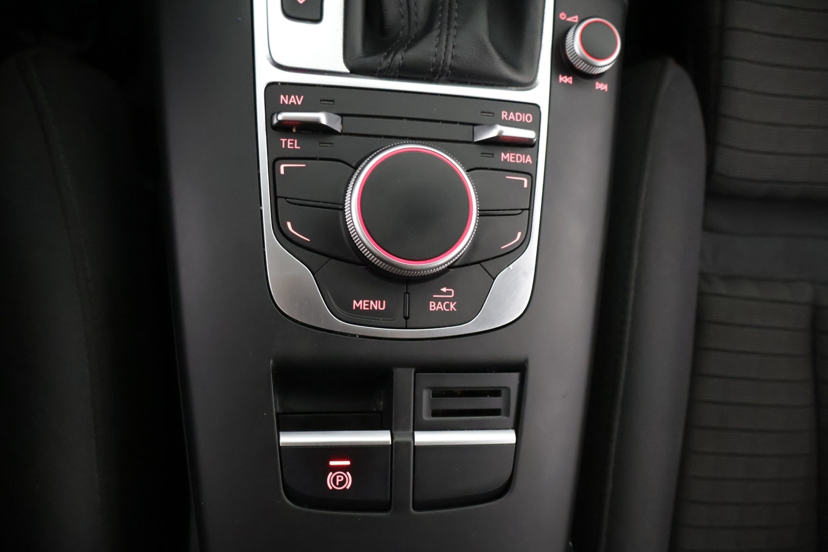 AUDI A3 2015