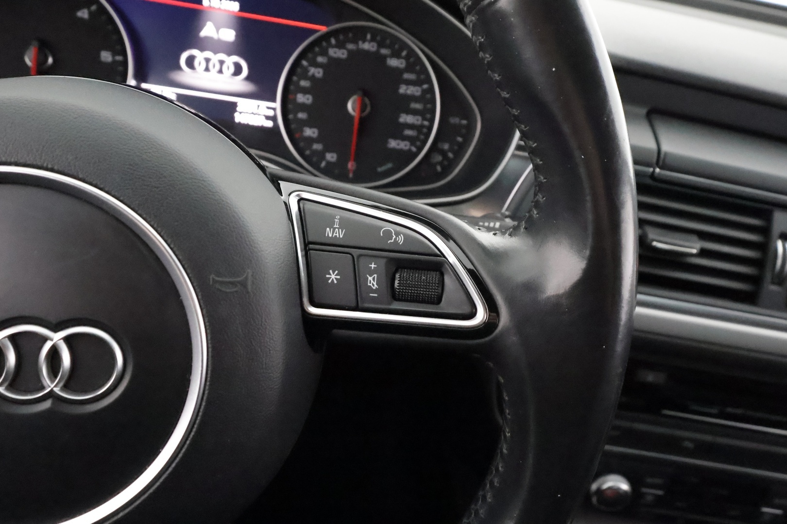 AUDI A6 2018