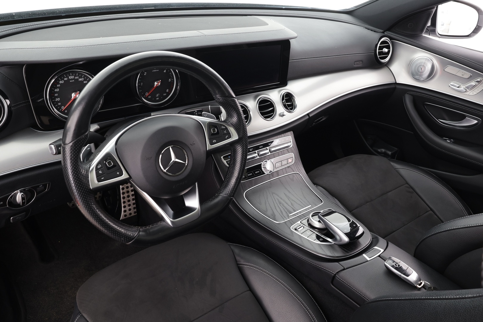 MERCEDES-BENZ E 2018