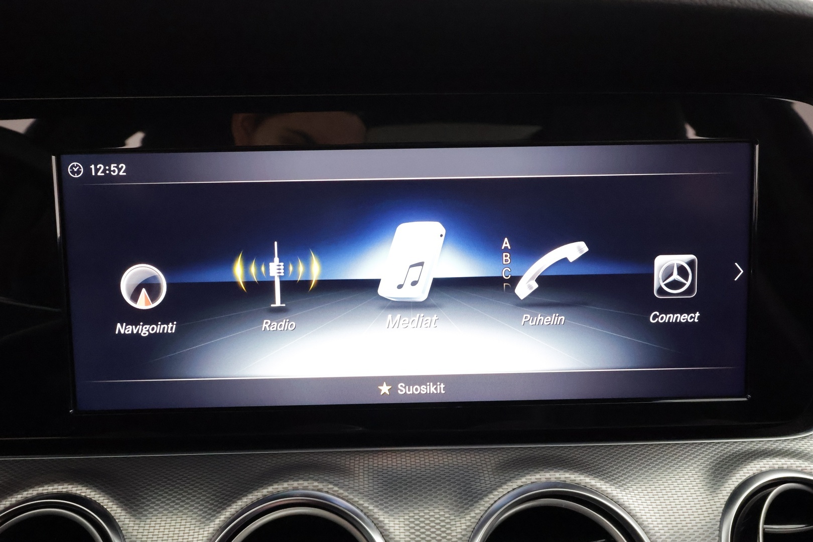 MERCEDES-BENZ E 2018