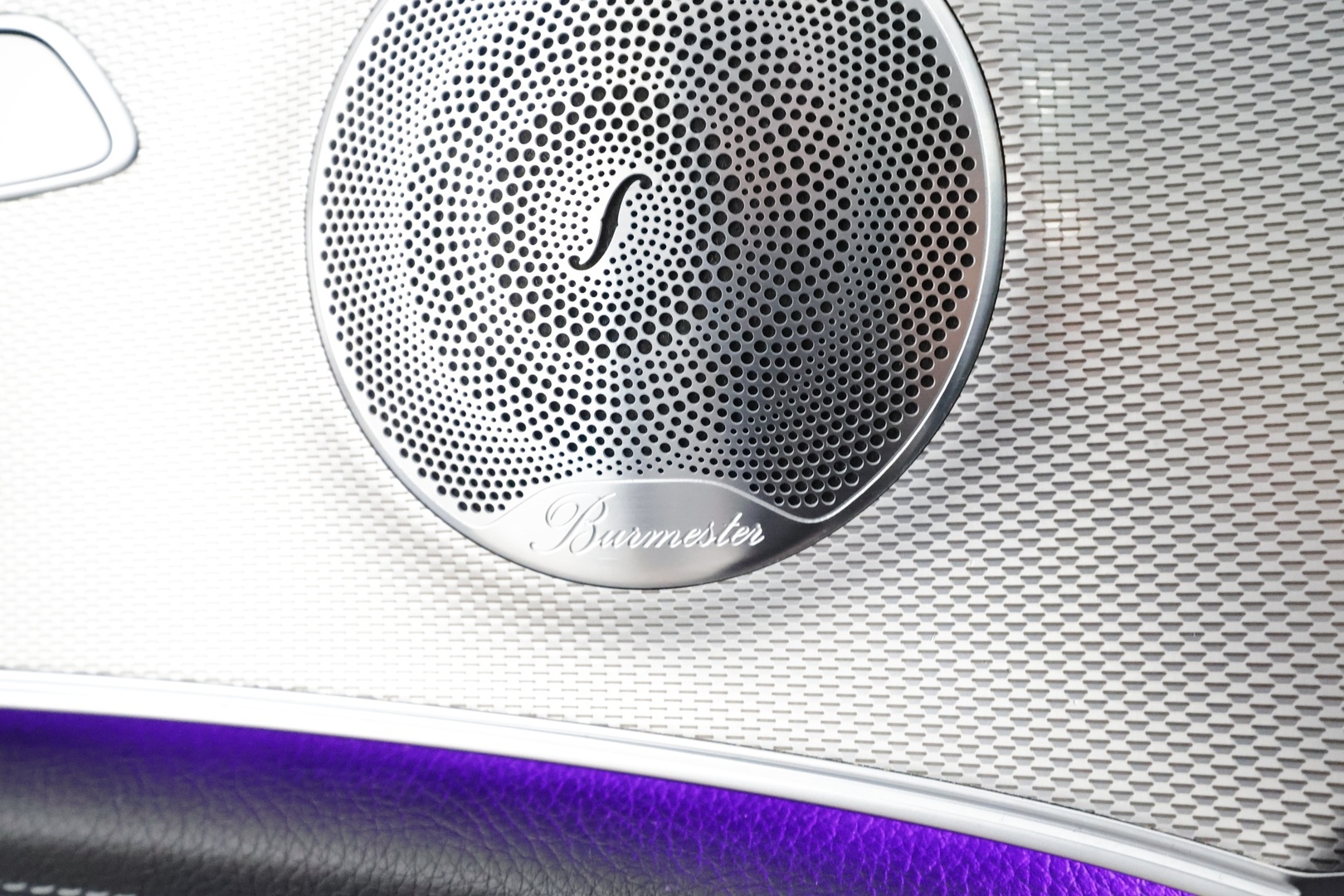 MERCEDES-BENZ E 2018