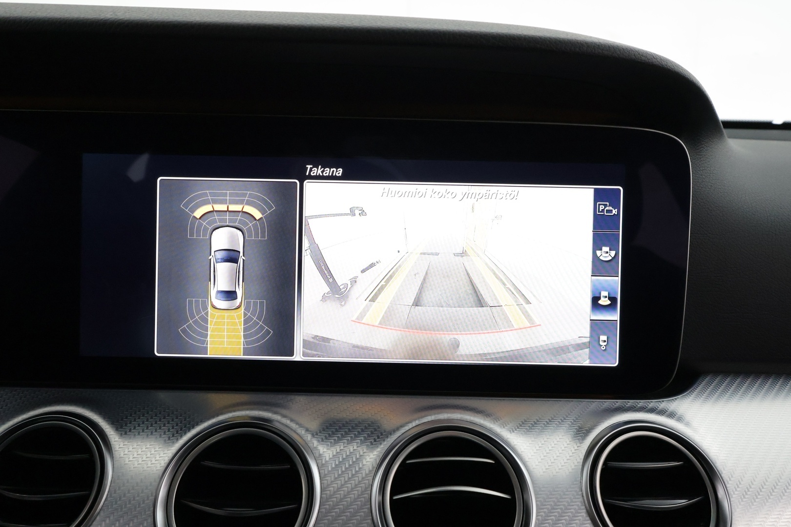 MERCEDES-BENZ E 2019