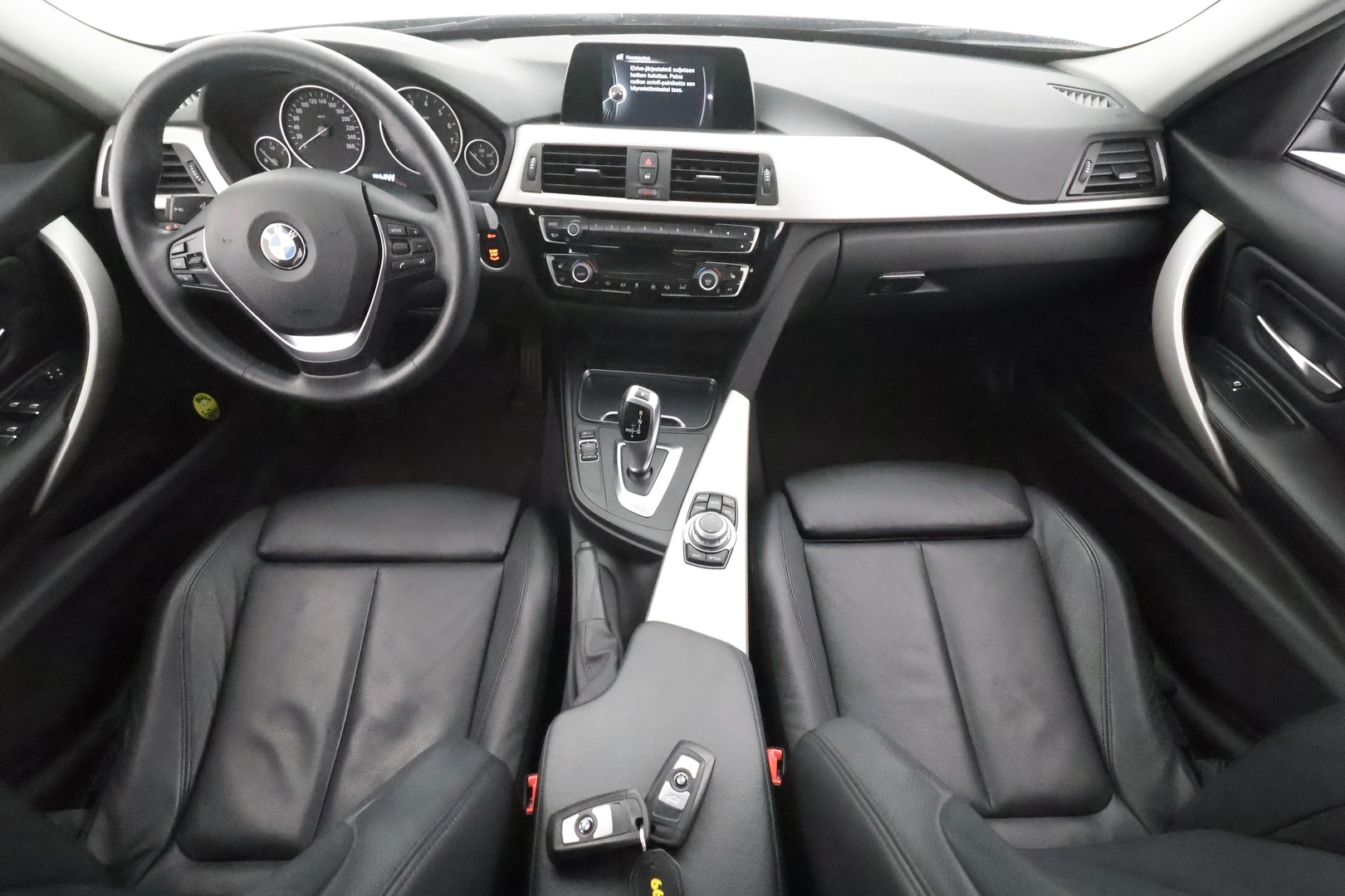 BMW 320 2017
