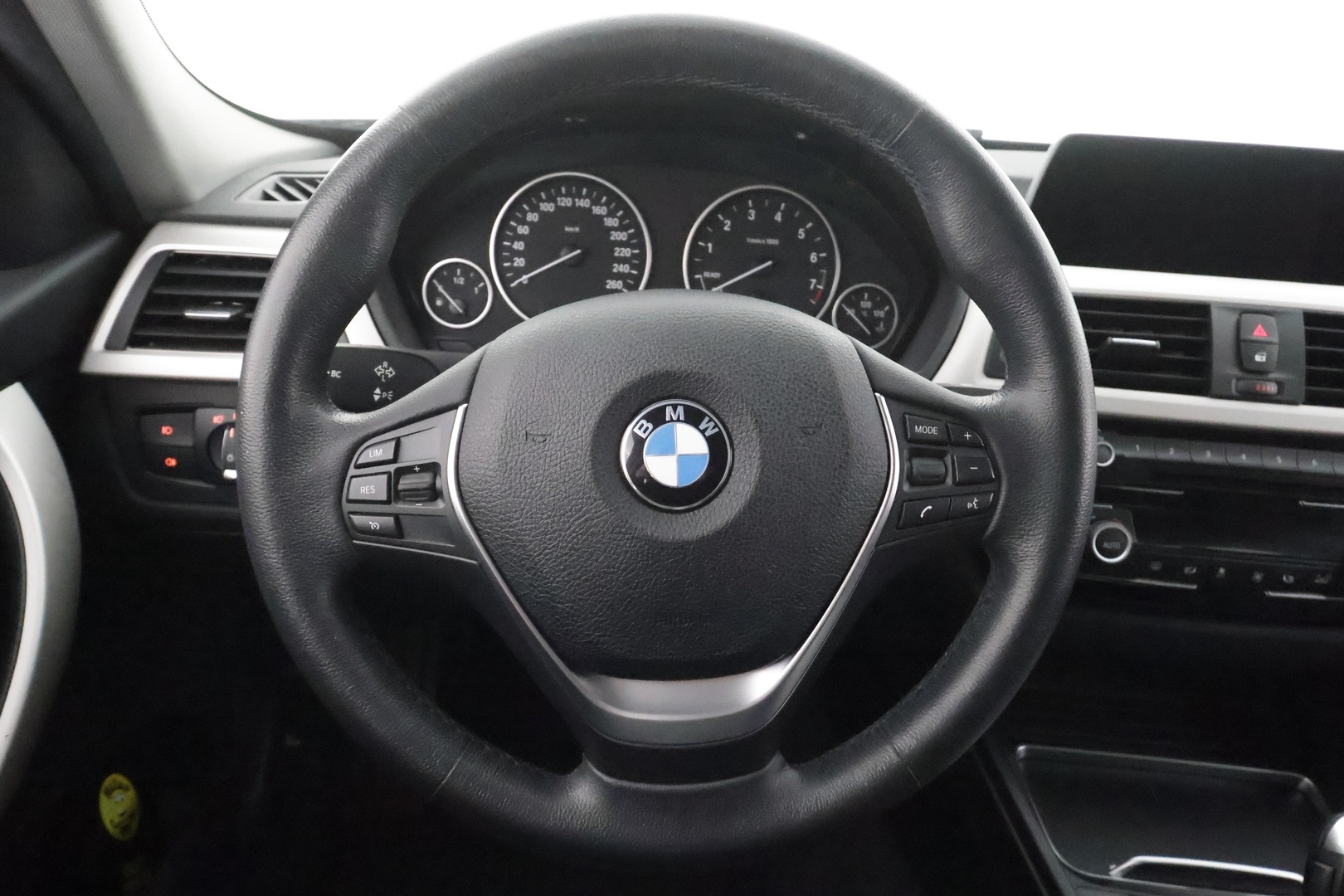 BMW 320 2017