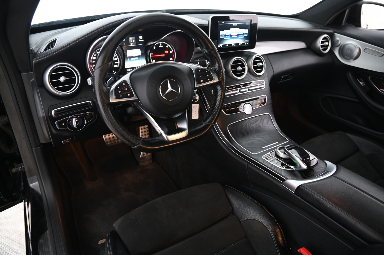 MERCEDES-BENZ C 2016