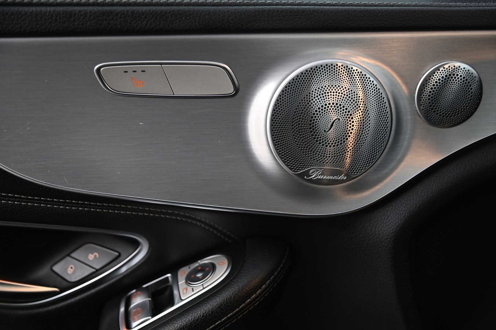 MERCEDES-BENZ C 2016