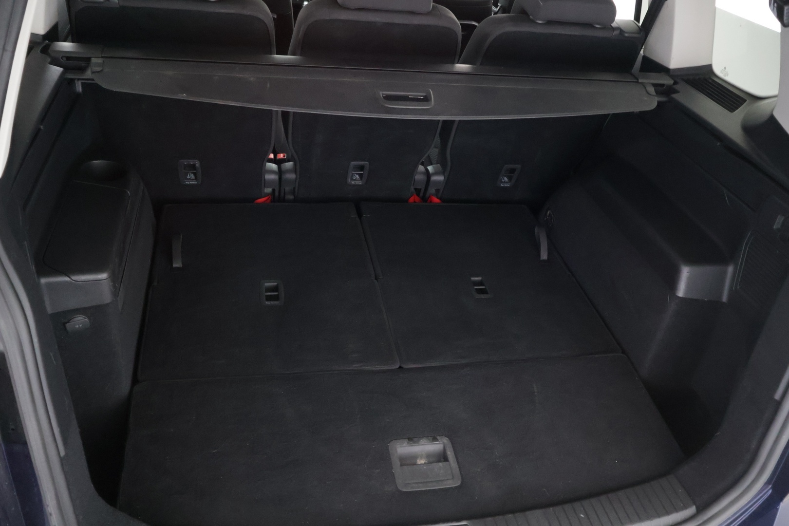 VOLKSWAGEN Touran 2019