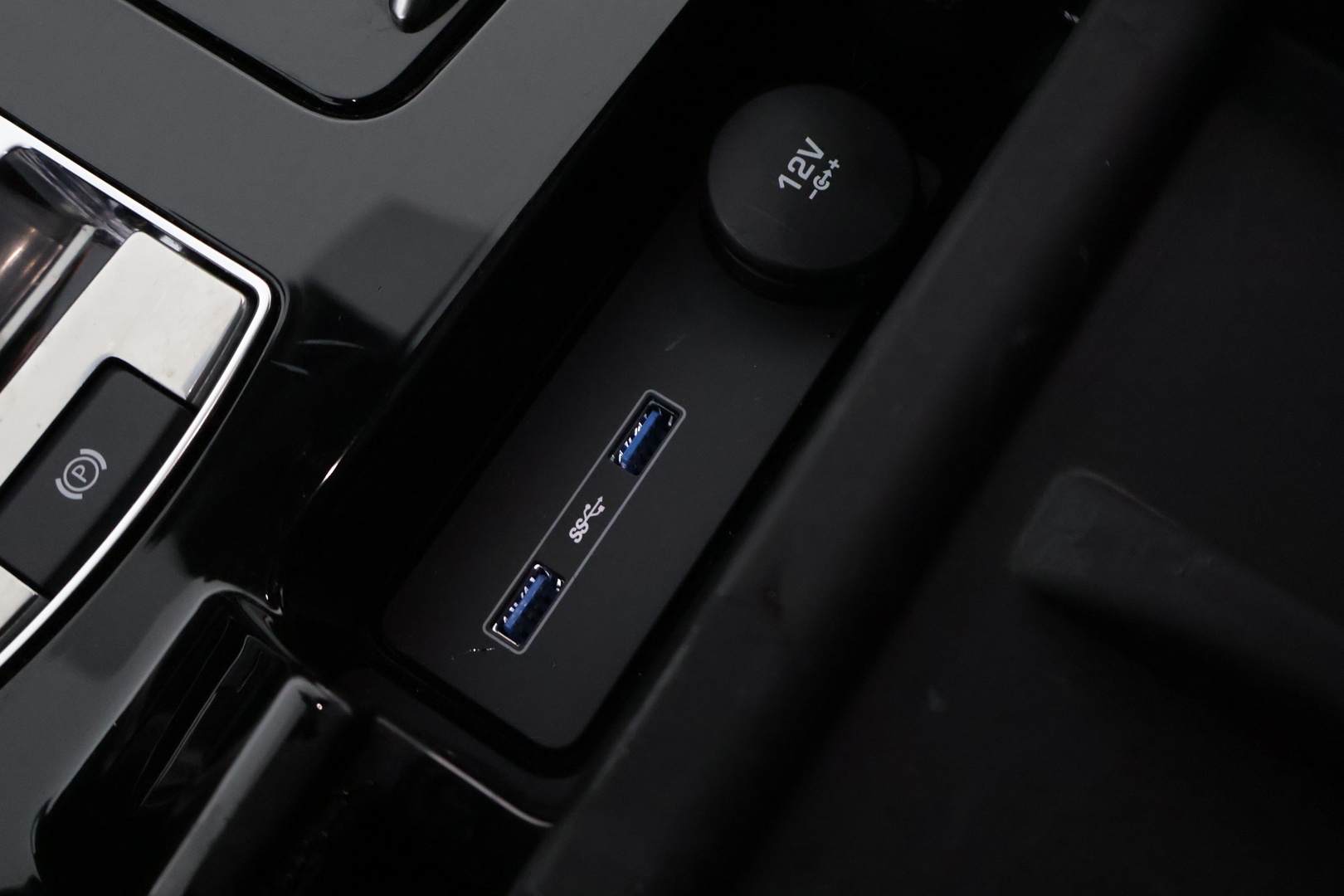 LAND ROVER Discovery 2019