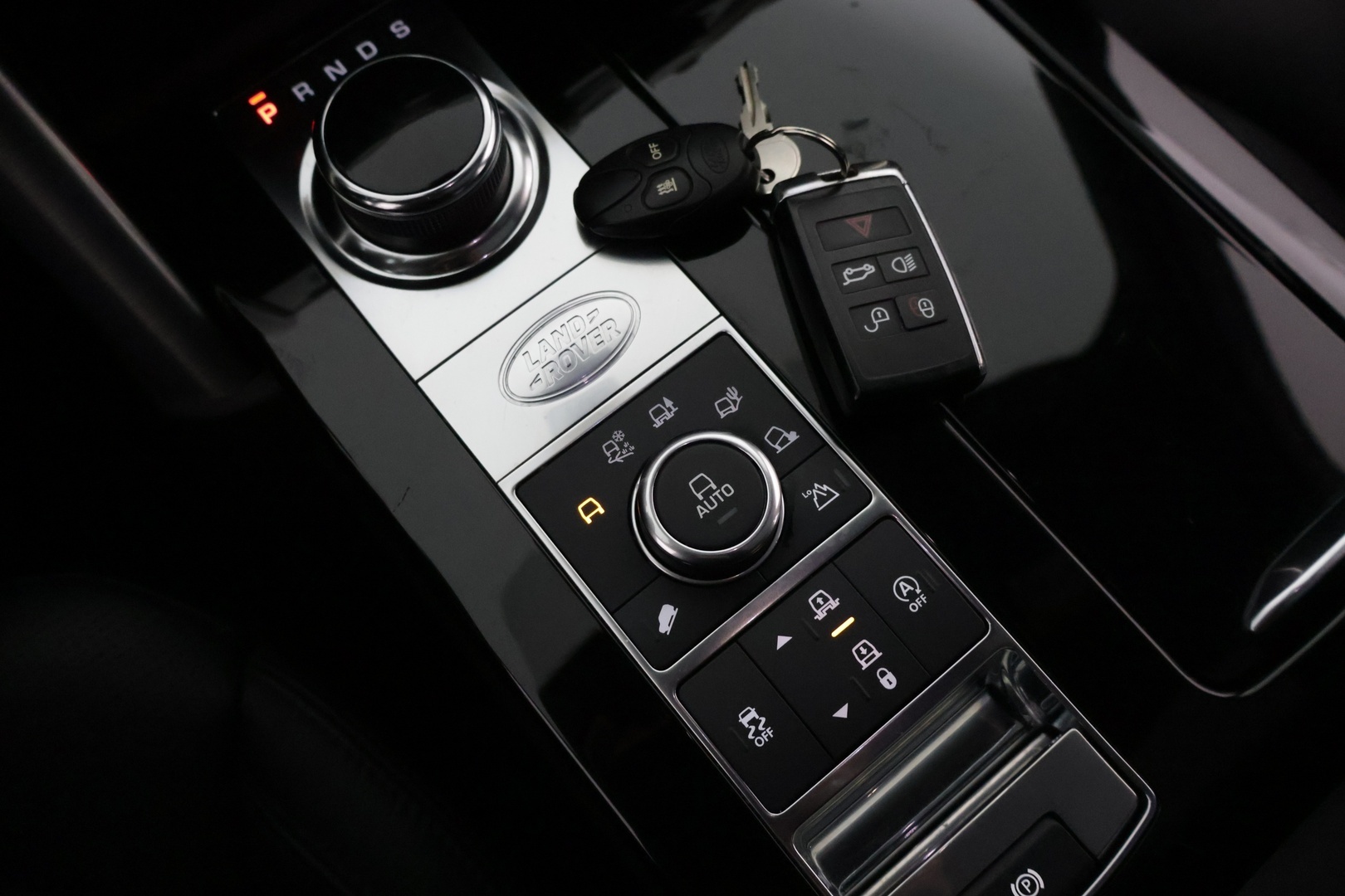 LAND ROVER Discovery 2019