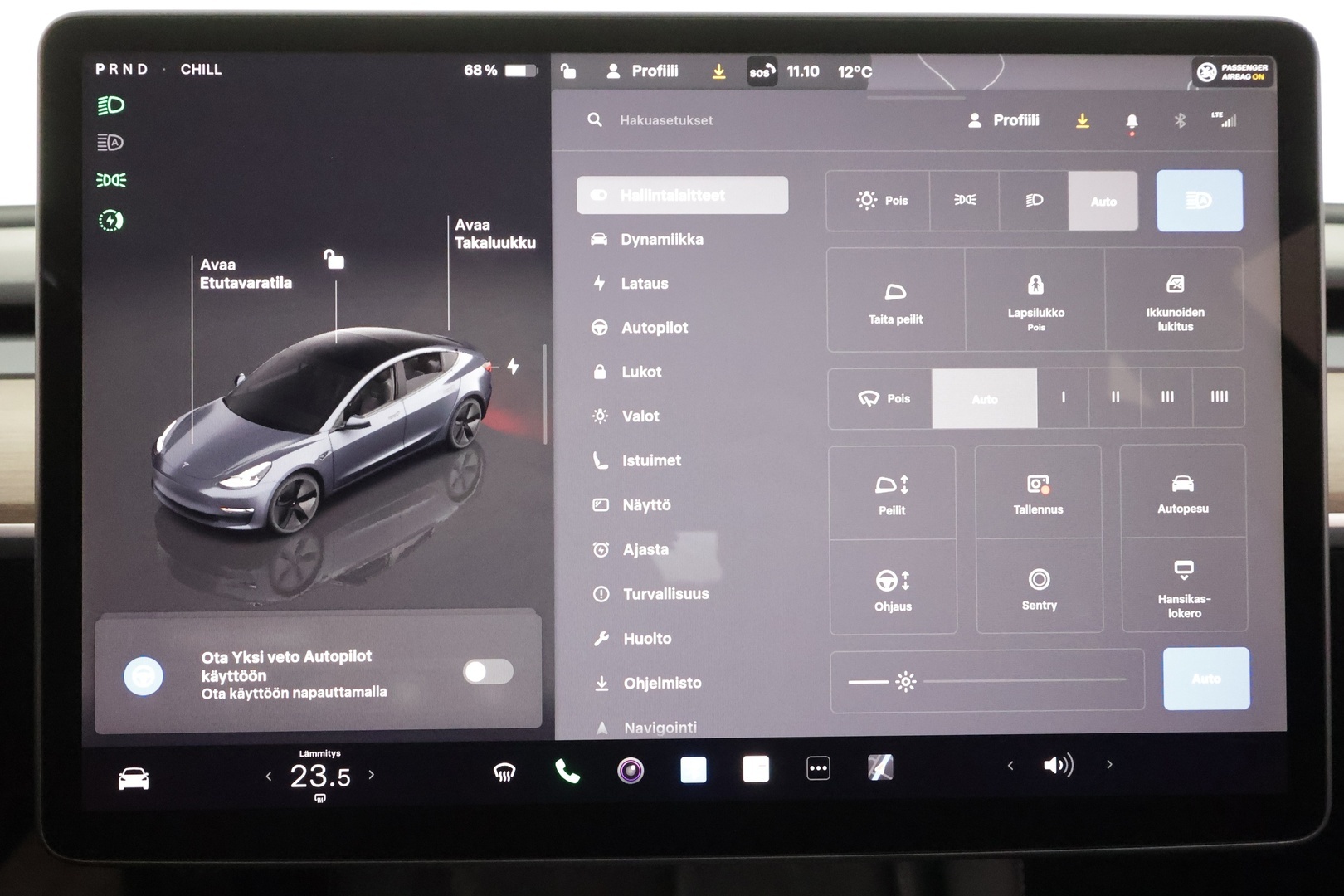 TESLA Model 3 2022