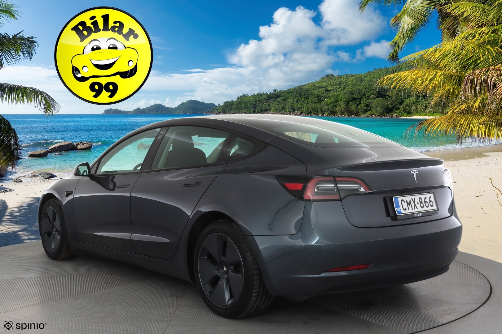 TESLA Model 3 2022