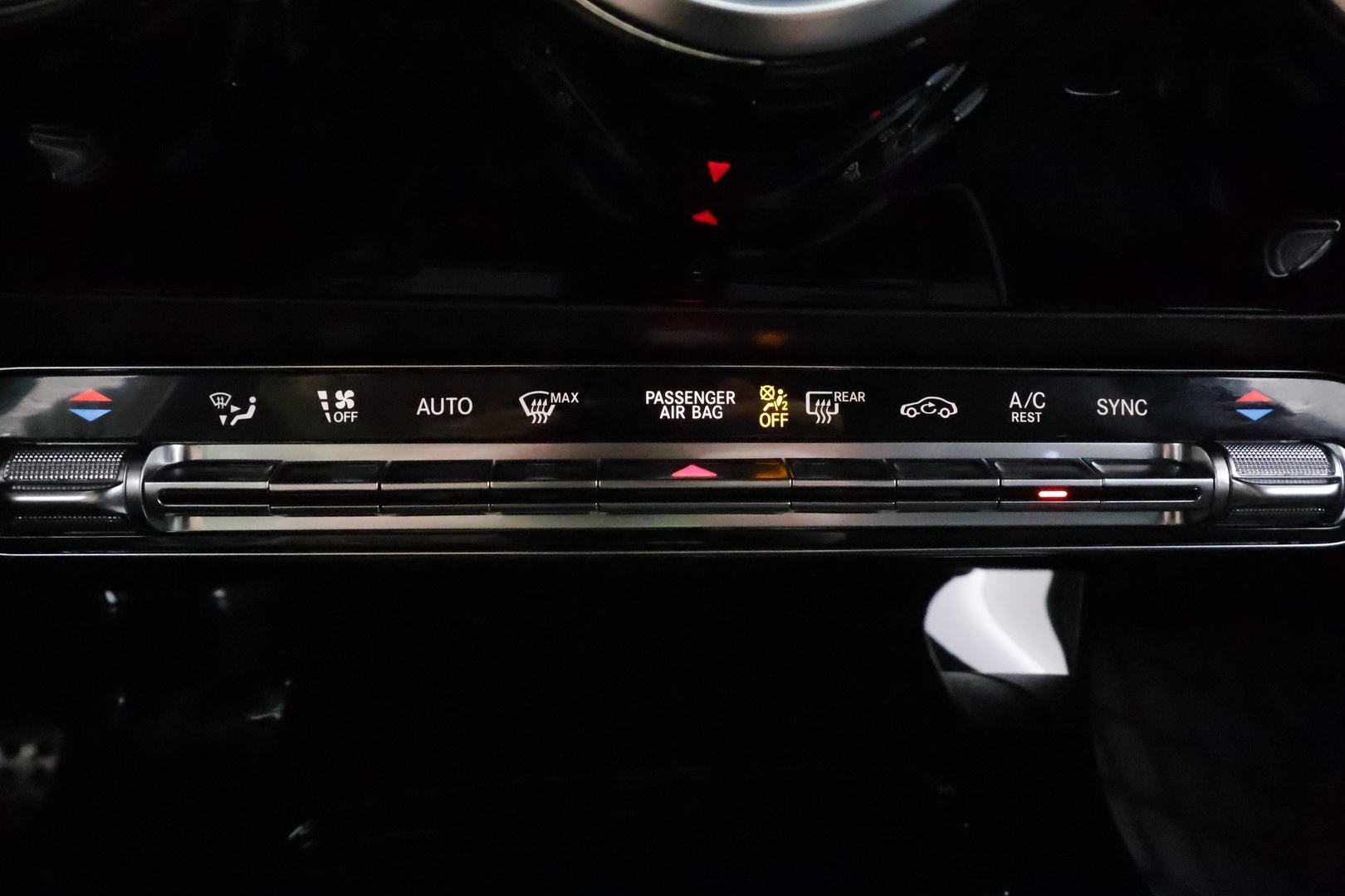 MERCEDES-BENZ CLA 2020