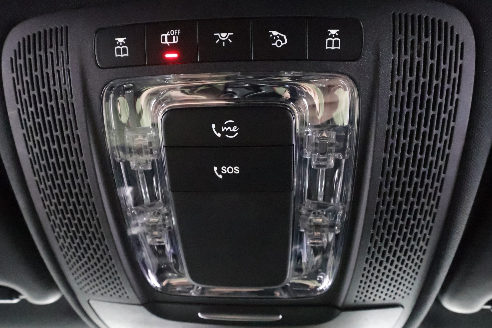 MERCEDES-BENZ CLA 2020