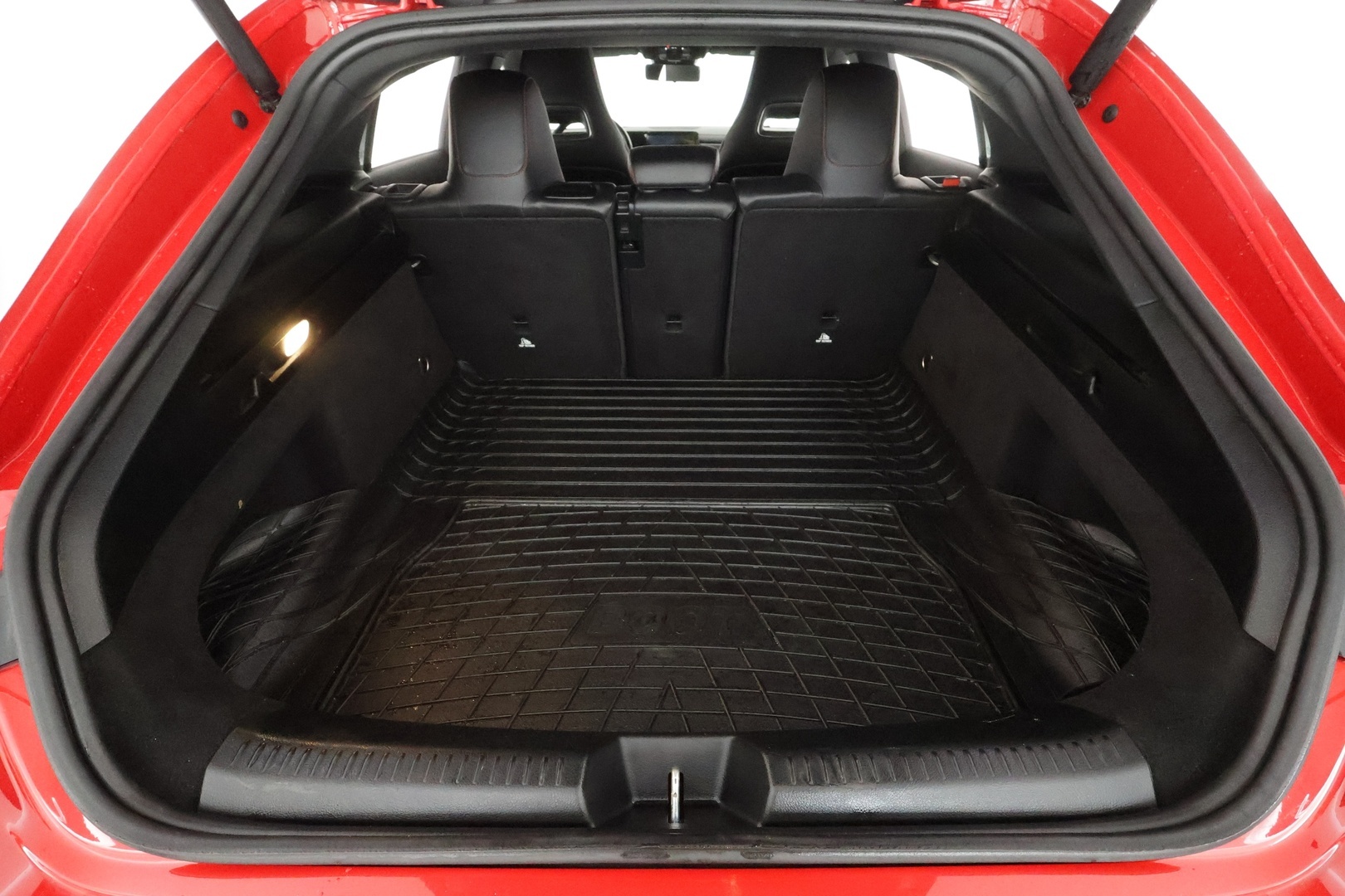 MERCEDES-BENZ CLA 2020