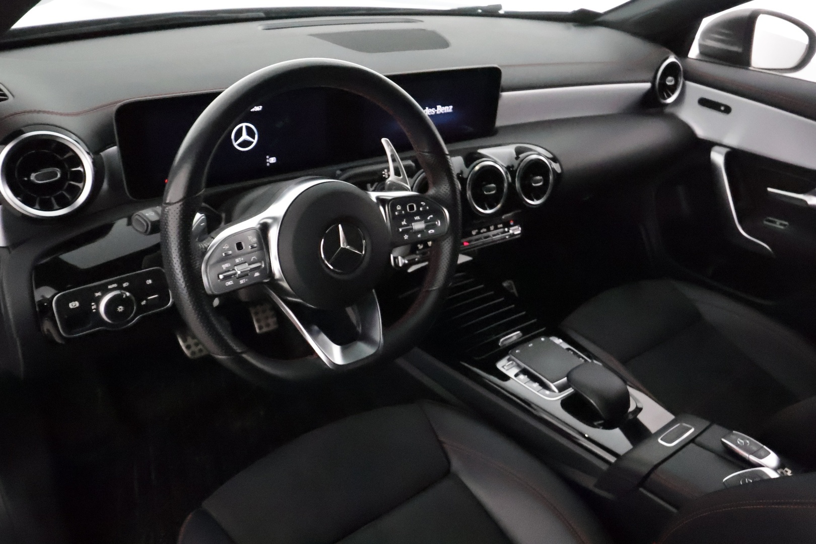 MERCEDES-BENZ CLA 2020