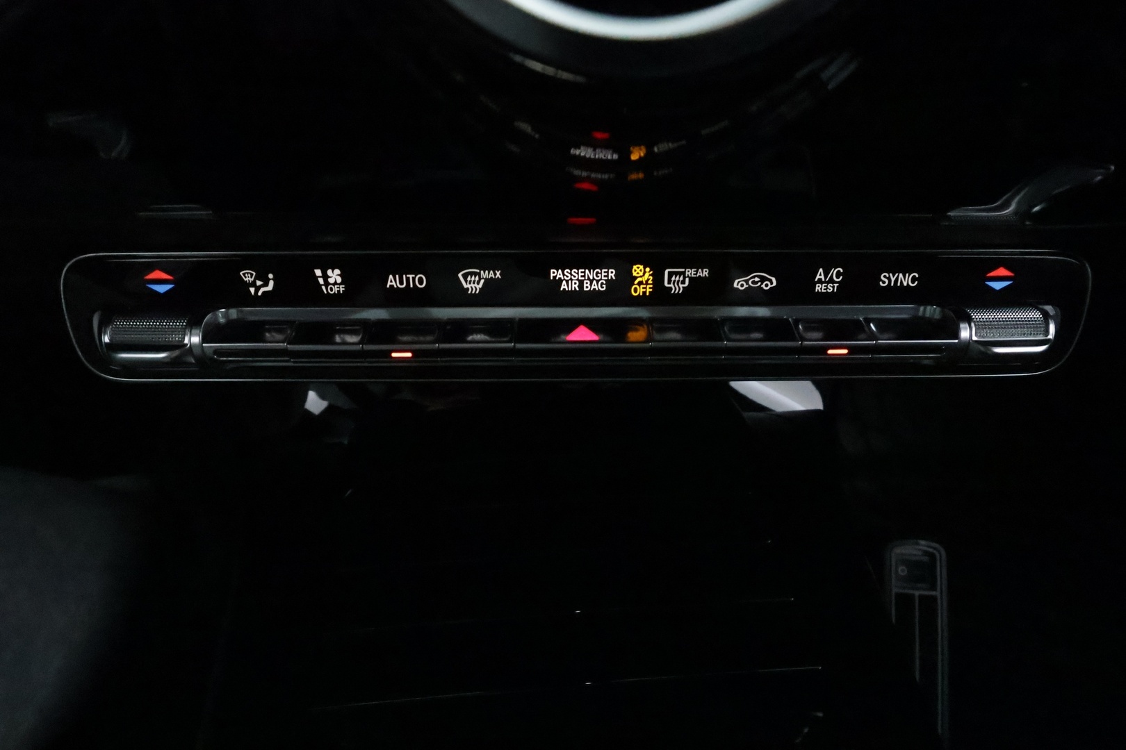 MERCEDES-BENZ CLA 2020