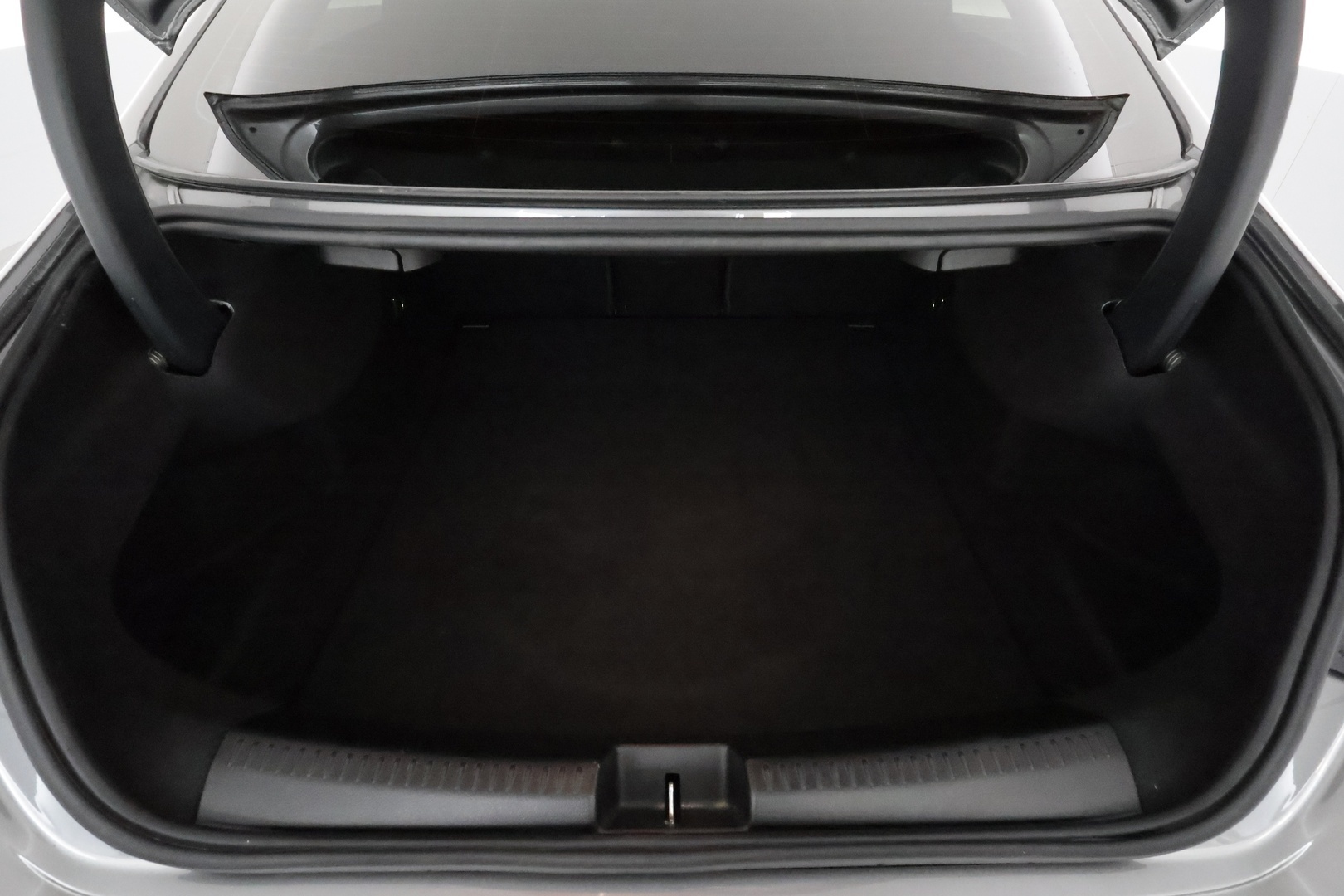 MERCEDES-BENZ CLA 2020