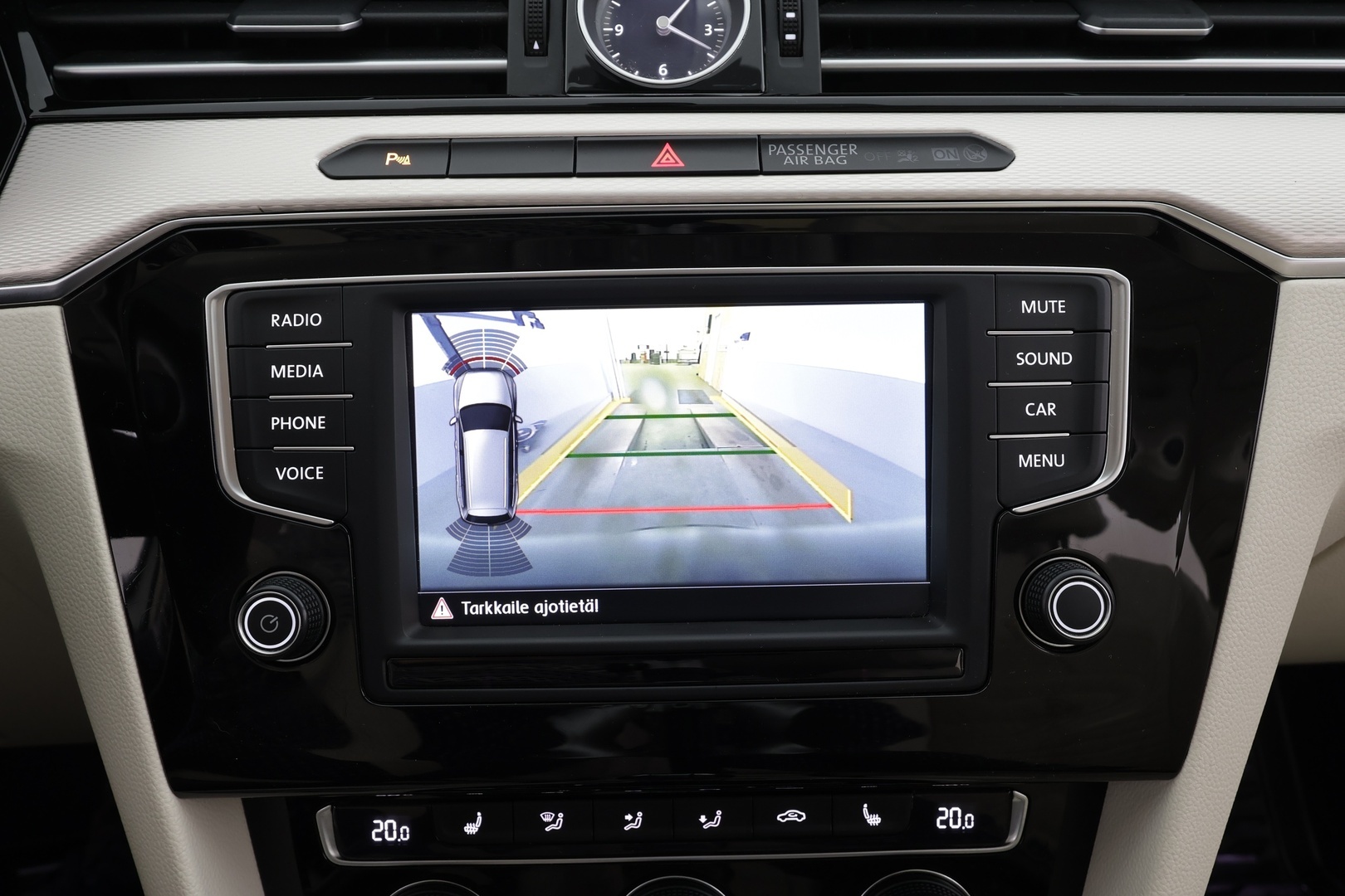 VOLKSWAGEN Passat 2017