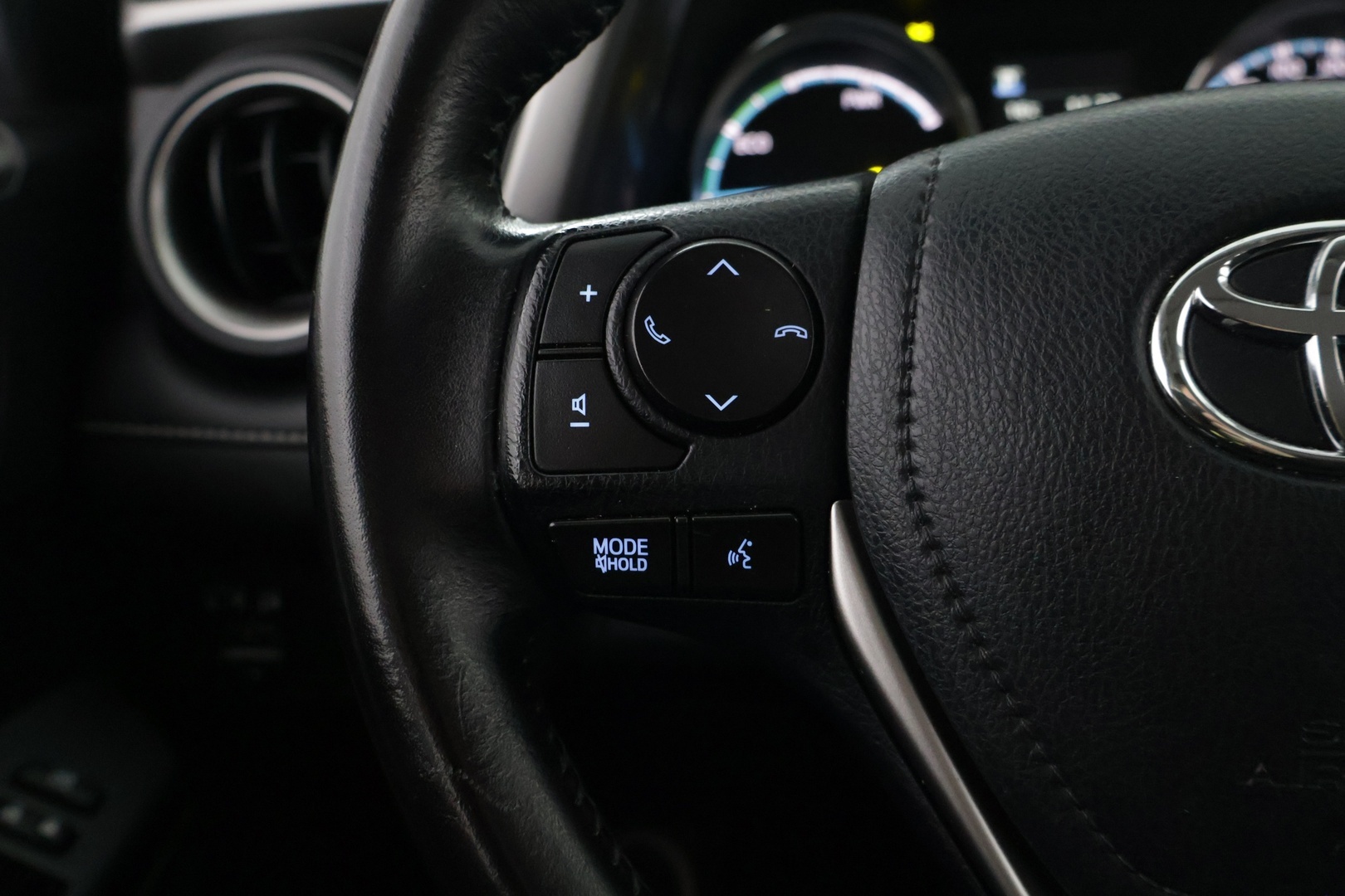 TOYOTA RAV4 2016