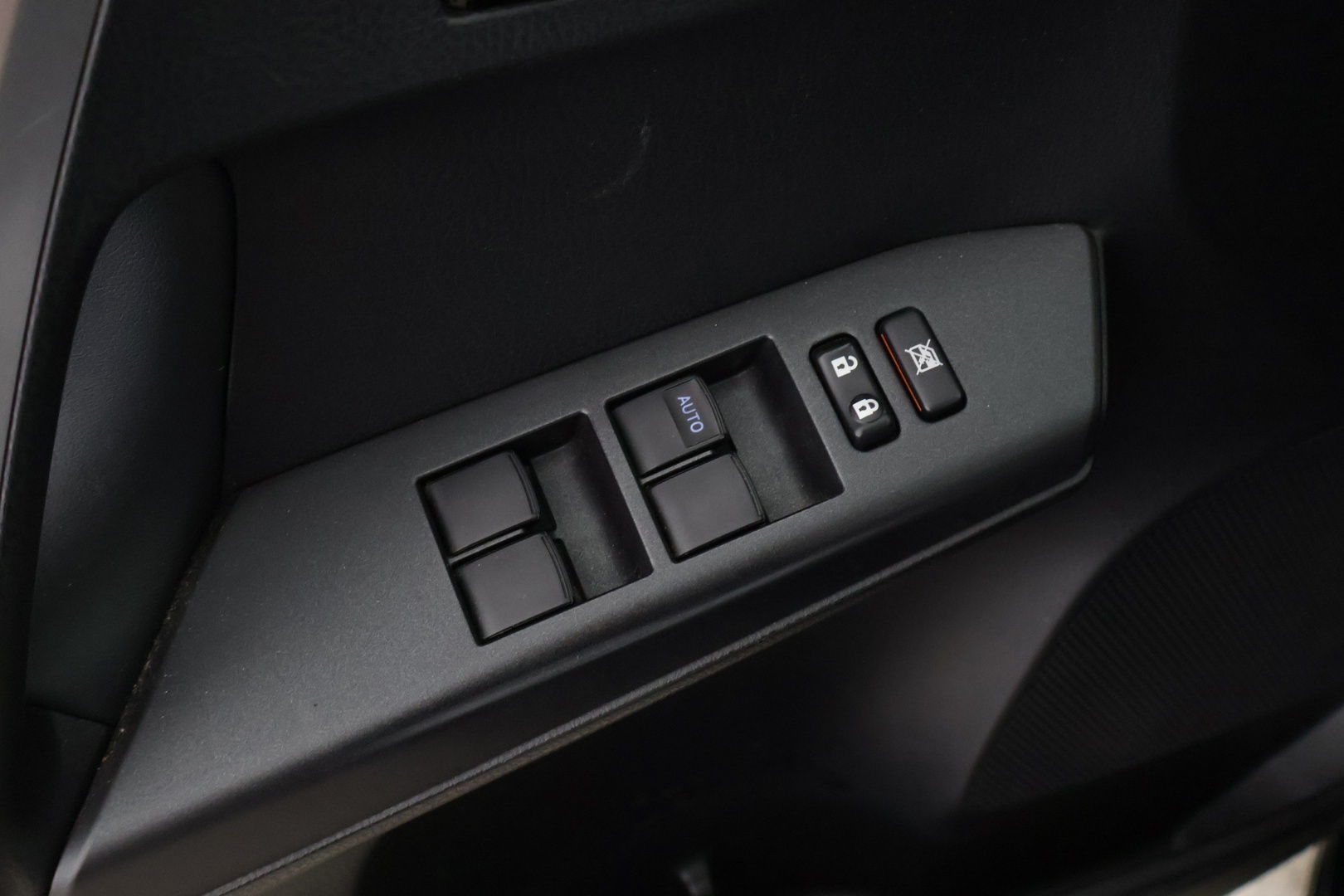 TOYOTA RAV4 2016