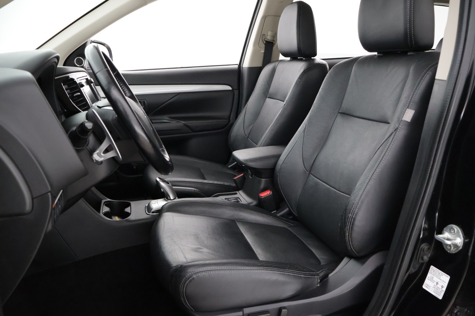 MITSUBISHI Outlander 2014
