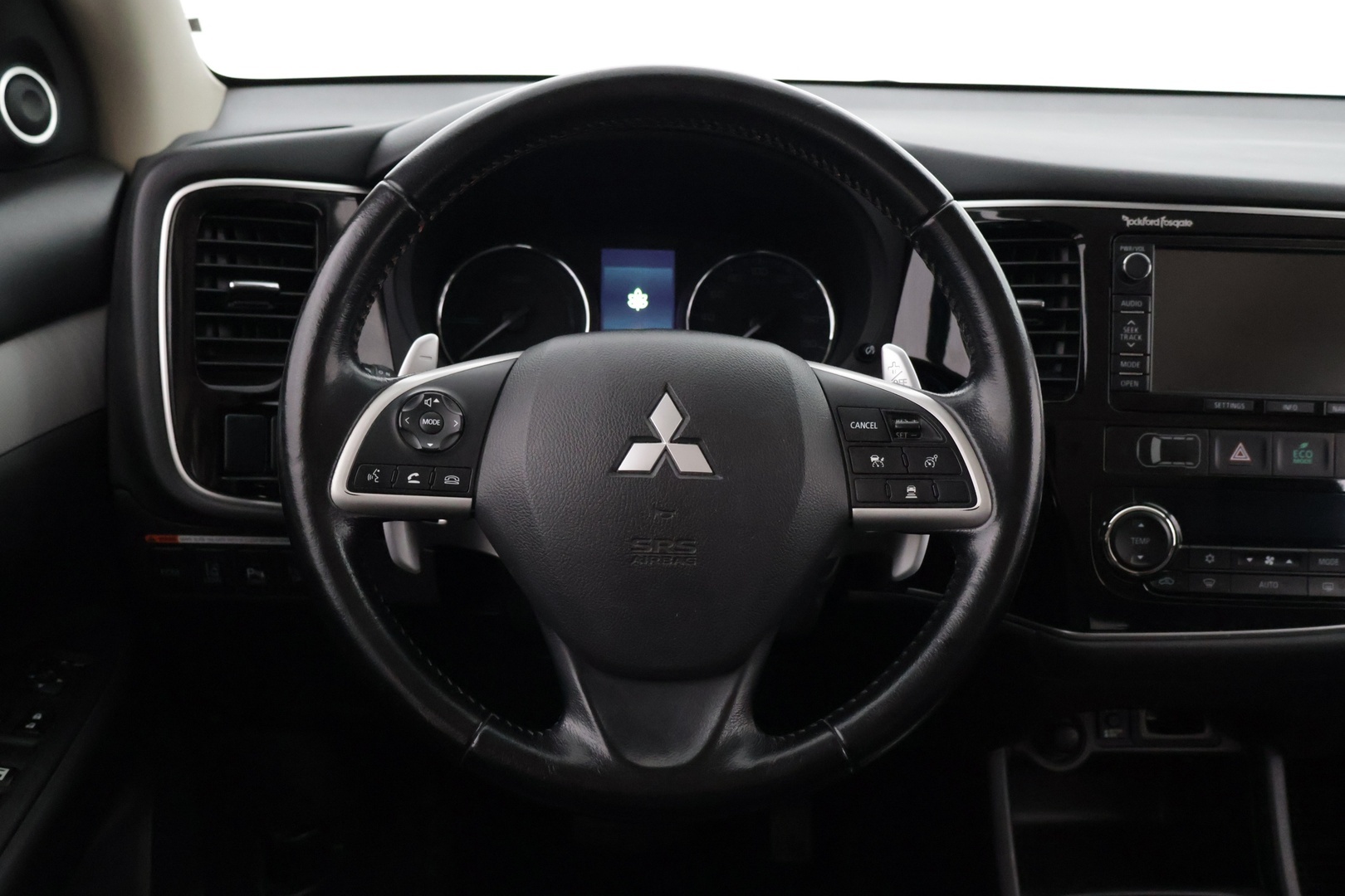 MITSUBISHI Outlander 2014