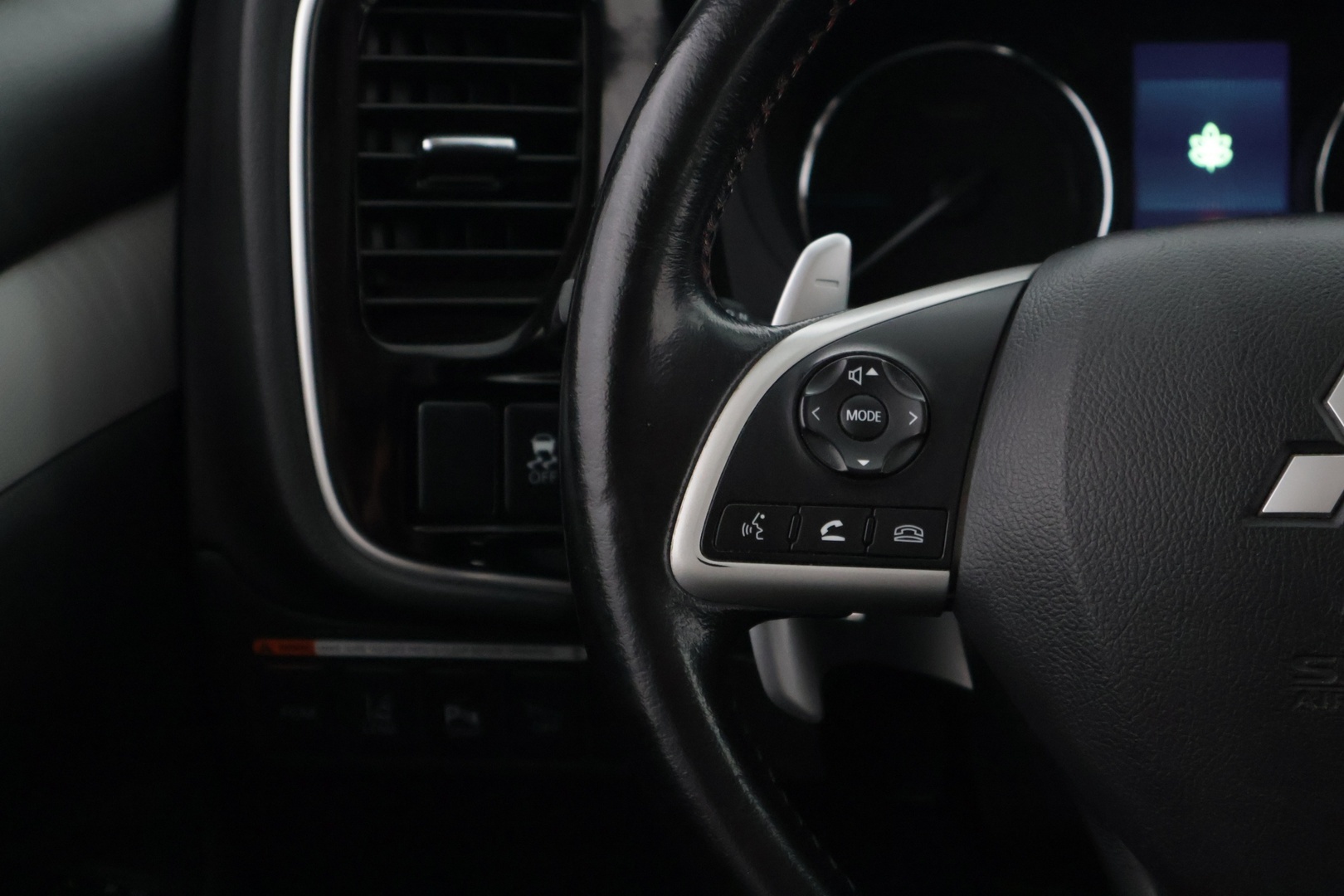 MITSUBISHI Outlander 2014